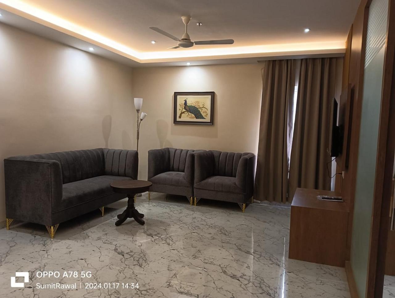 Suite with City View photo 2