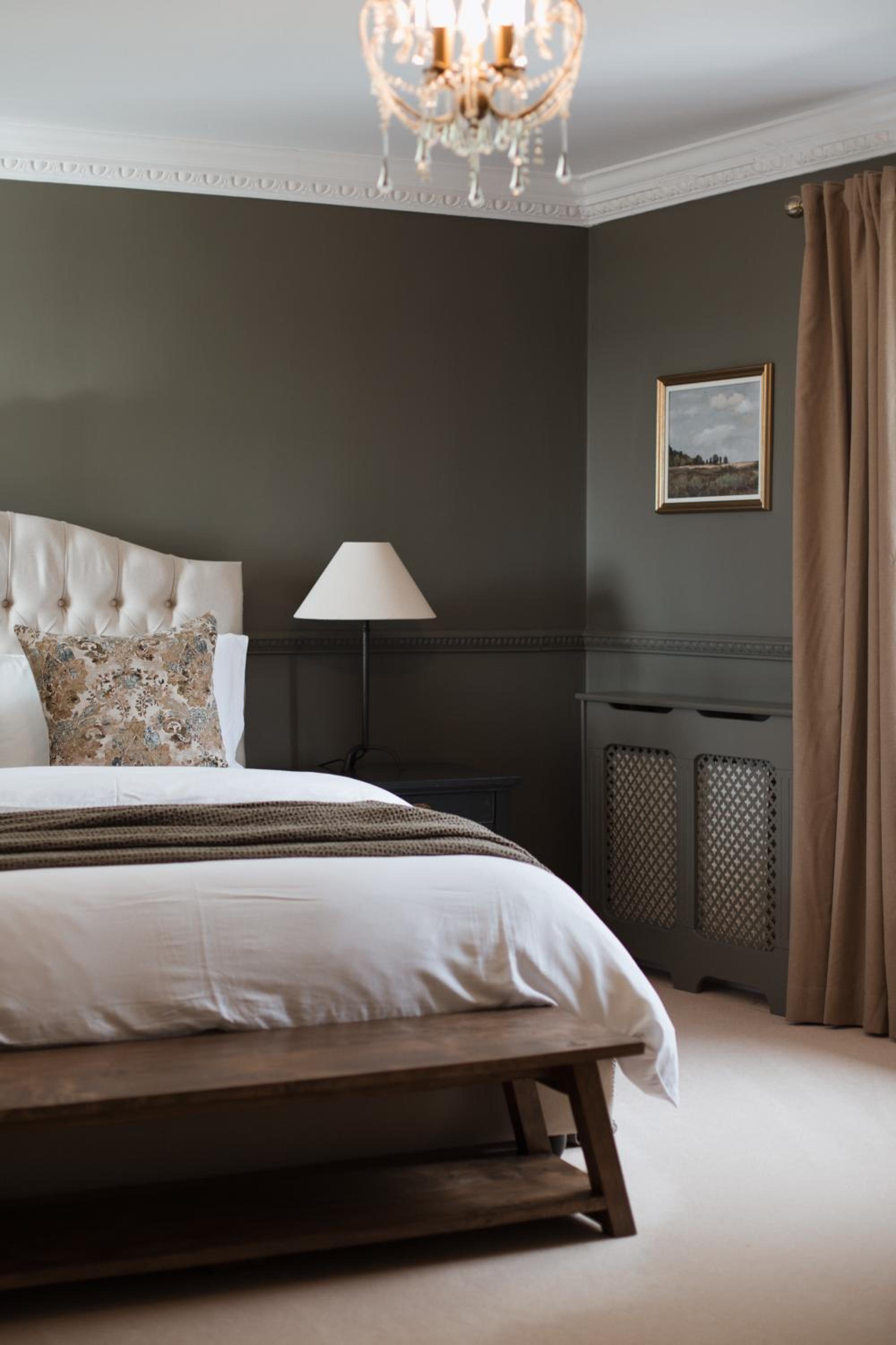 Deluxe King Room - Photo 6