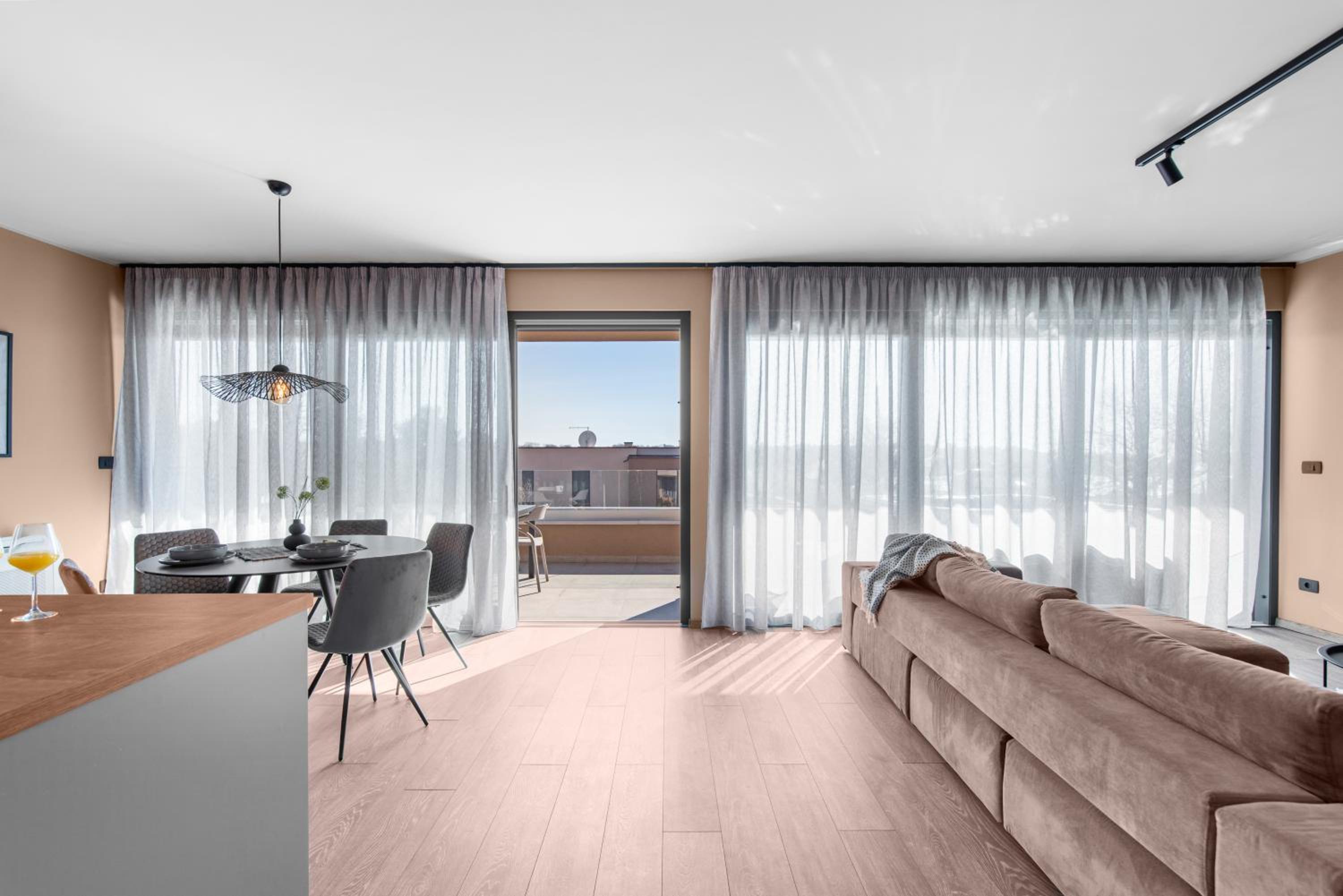 Two-Bedroom Apartment with Sea View photo 2