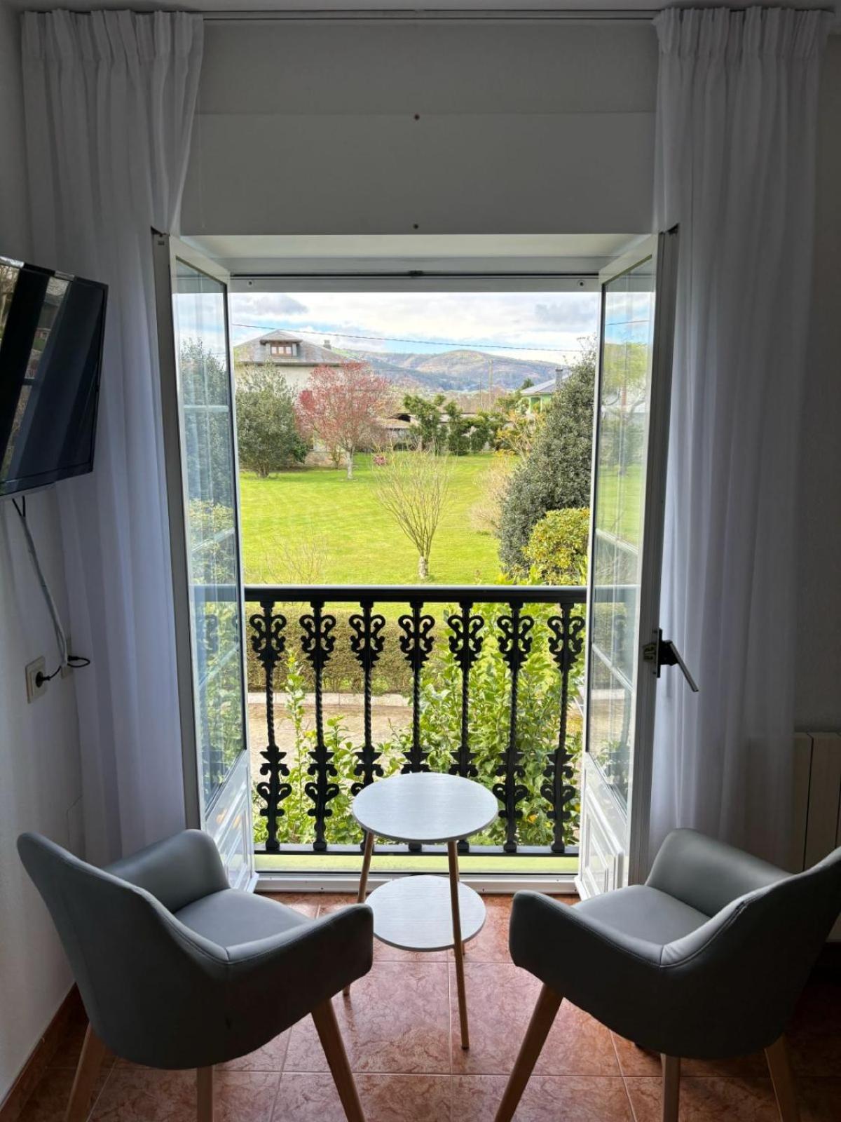 Double Room with Balcony photo 2