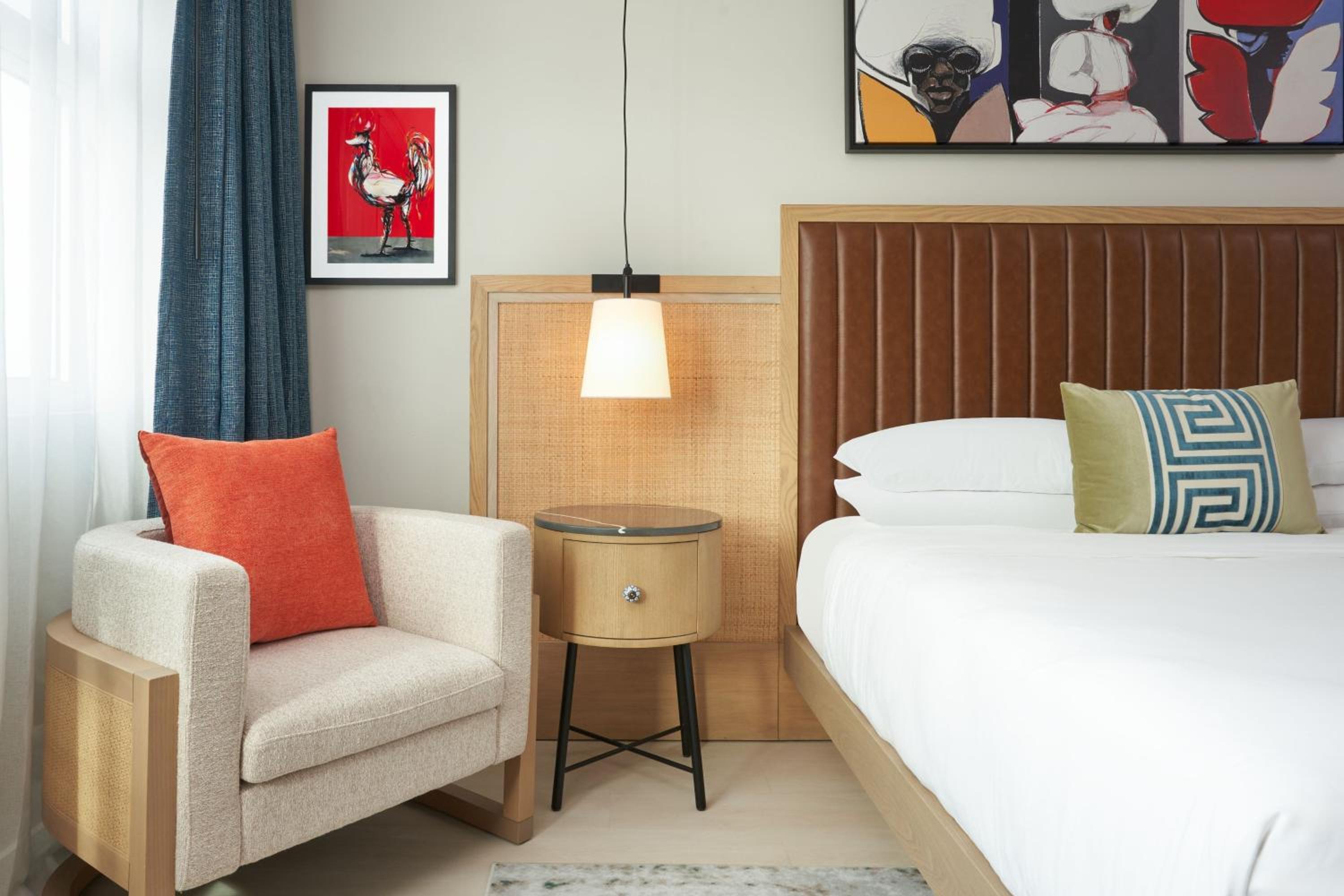 King Room with Bay View - Photo 6