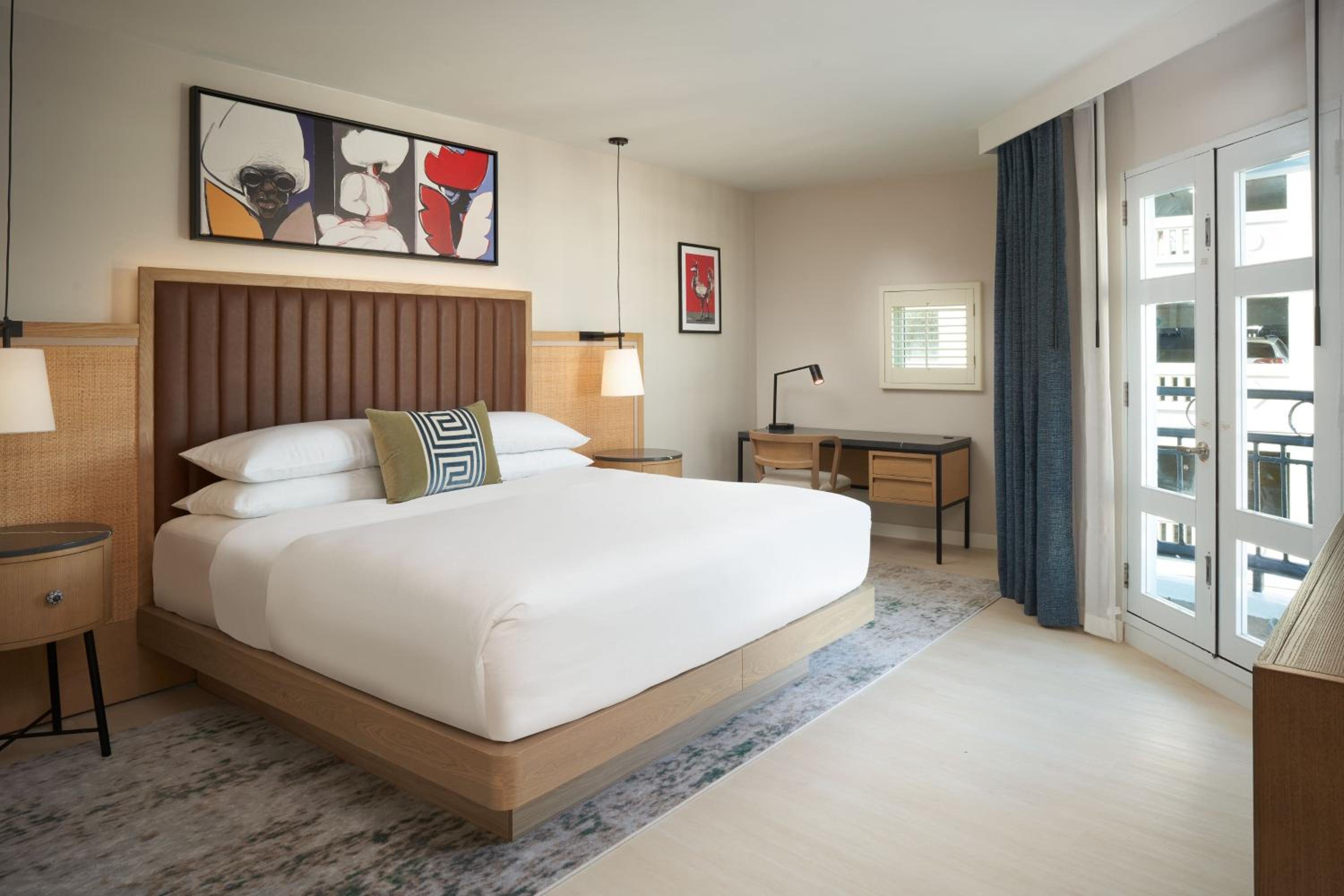 One-Bedroom Junior Suite - Photo 18