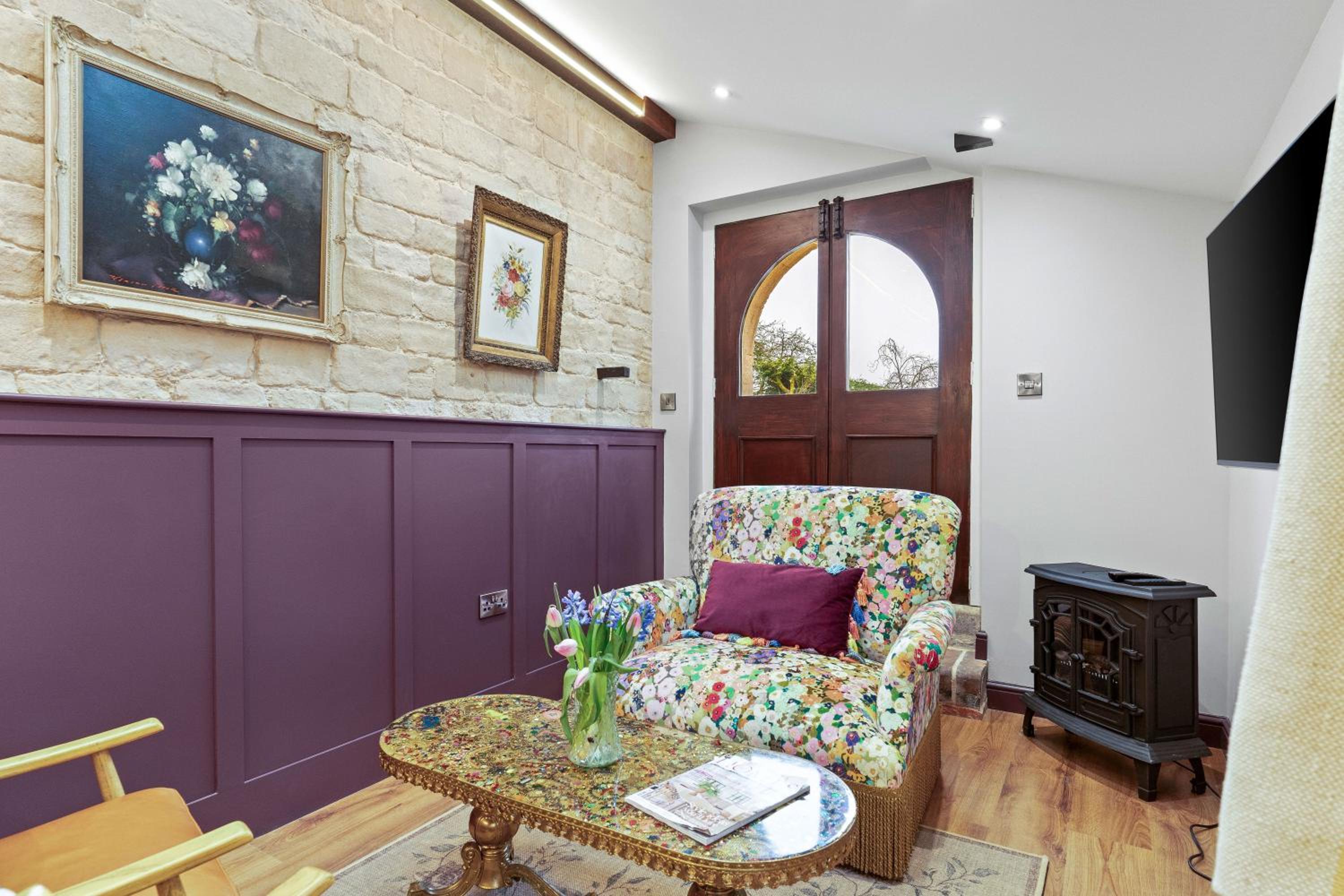 One-Bedroom House photo 1