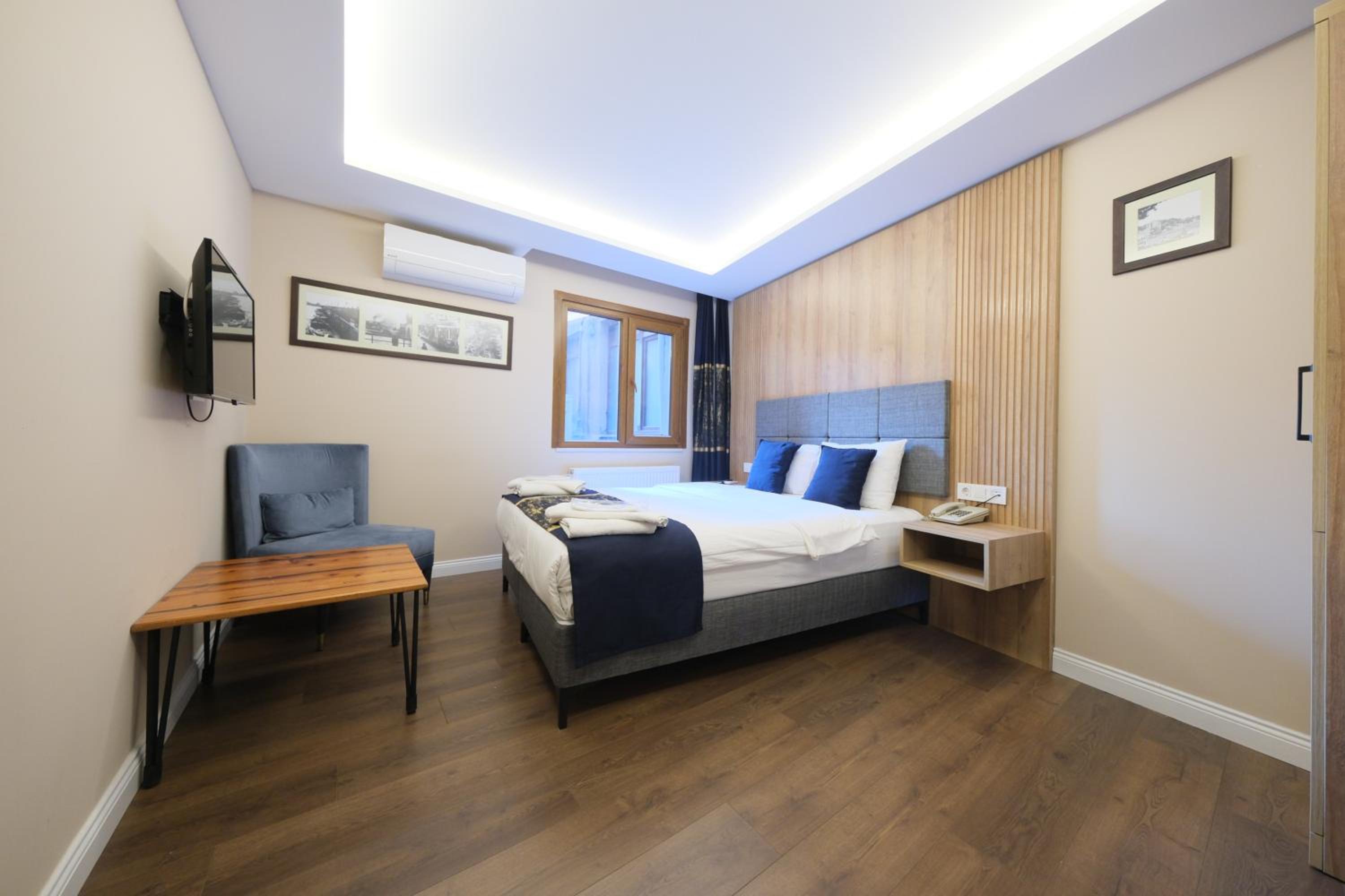 Standard Double Room photo 3