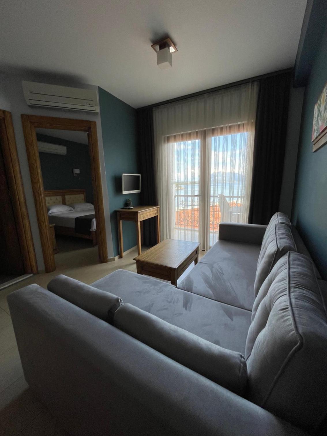 Apartment with Sea View photo 1
