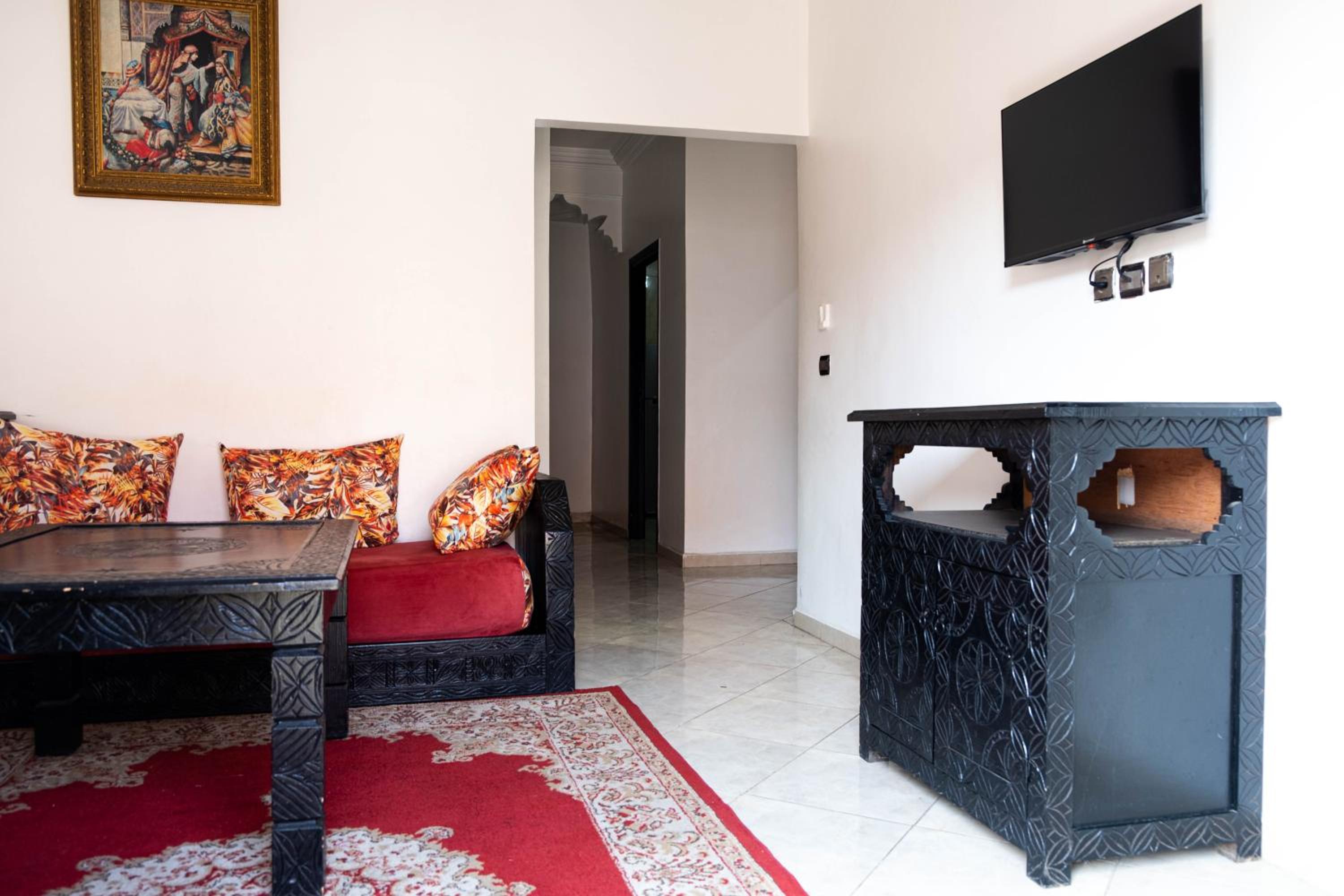 Two-Bedroom Apartment - Photo 6