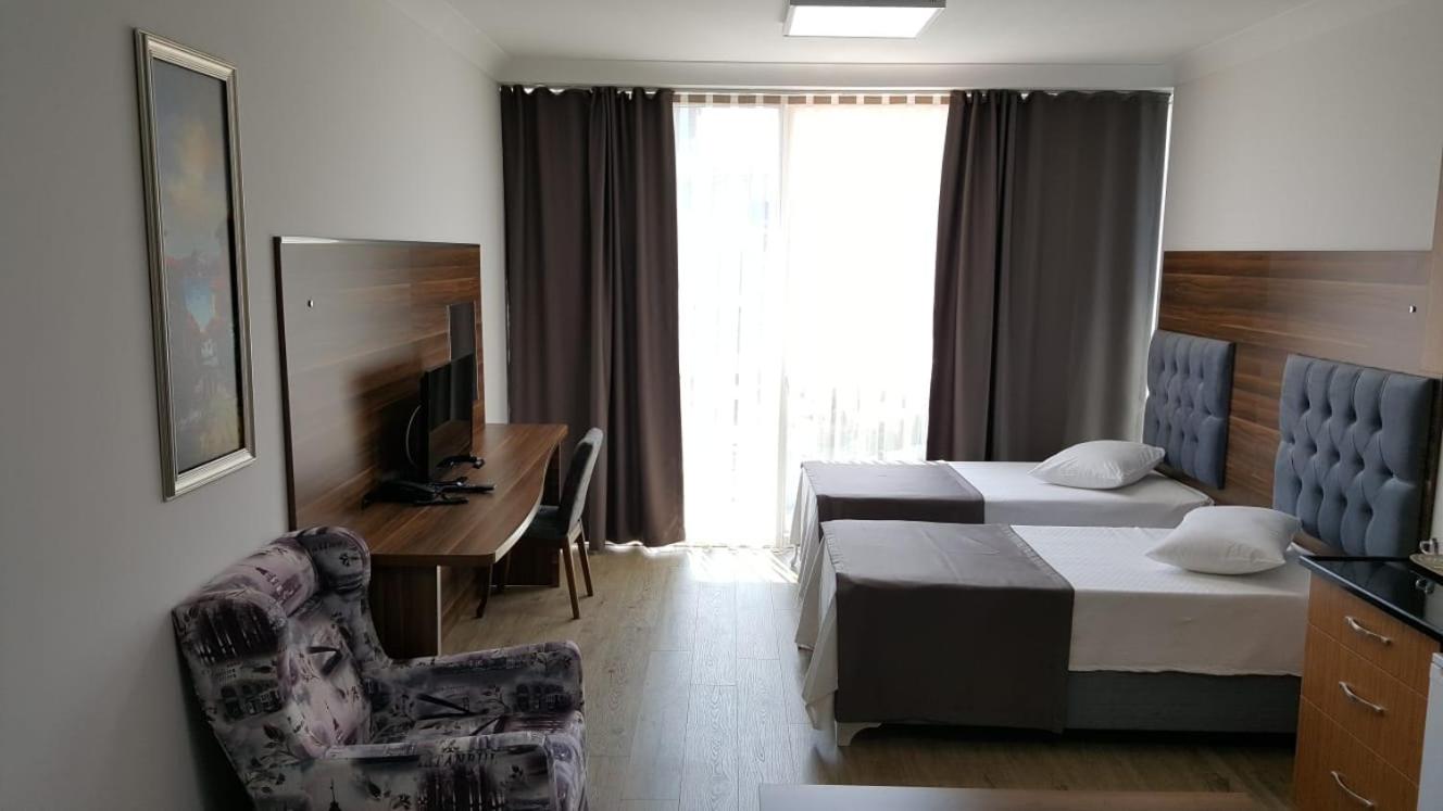 Deluxe Quadruple Room photo 2