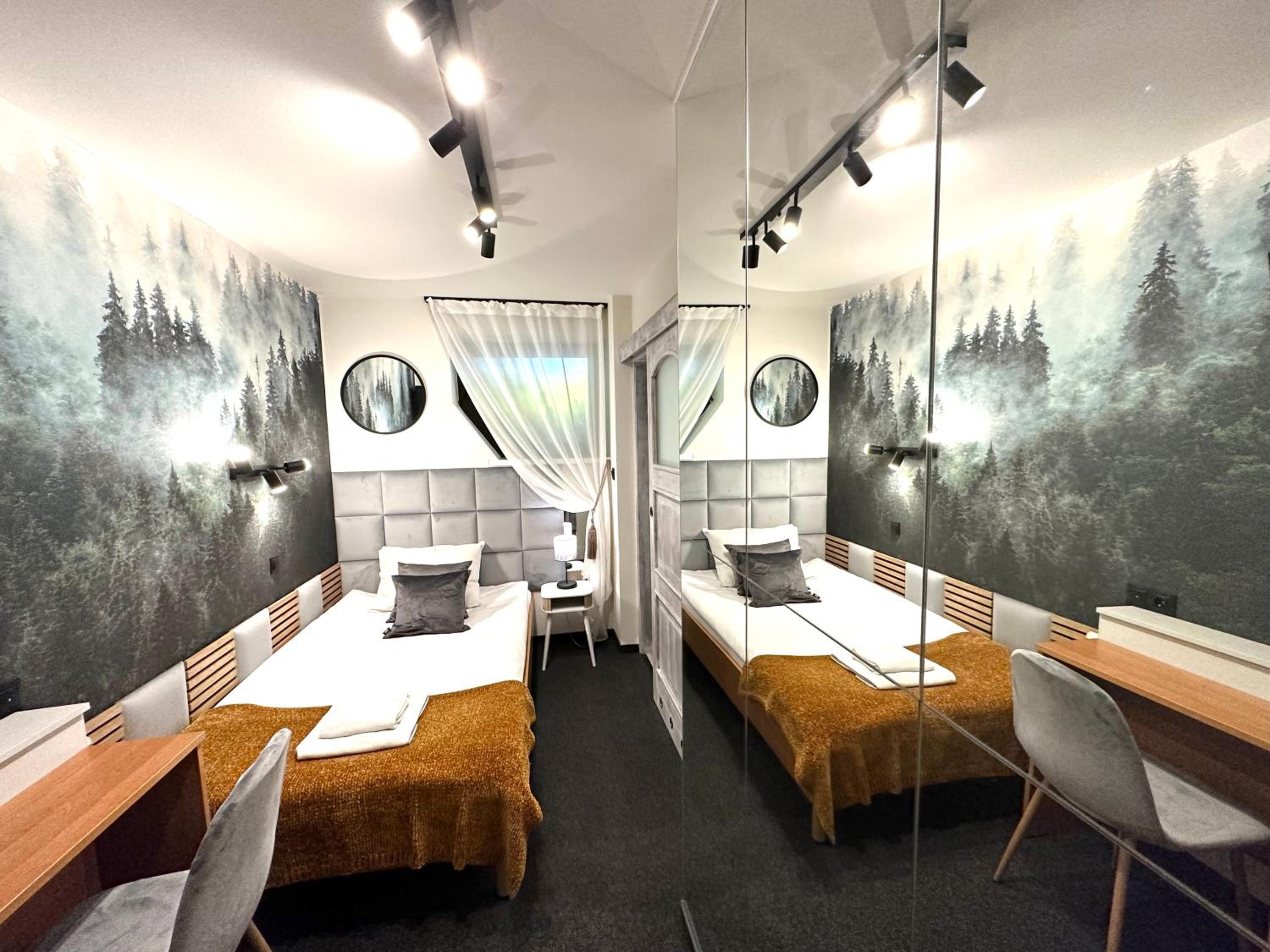 Double Room - Photo 10