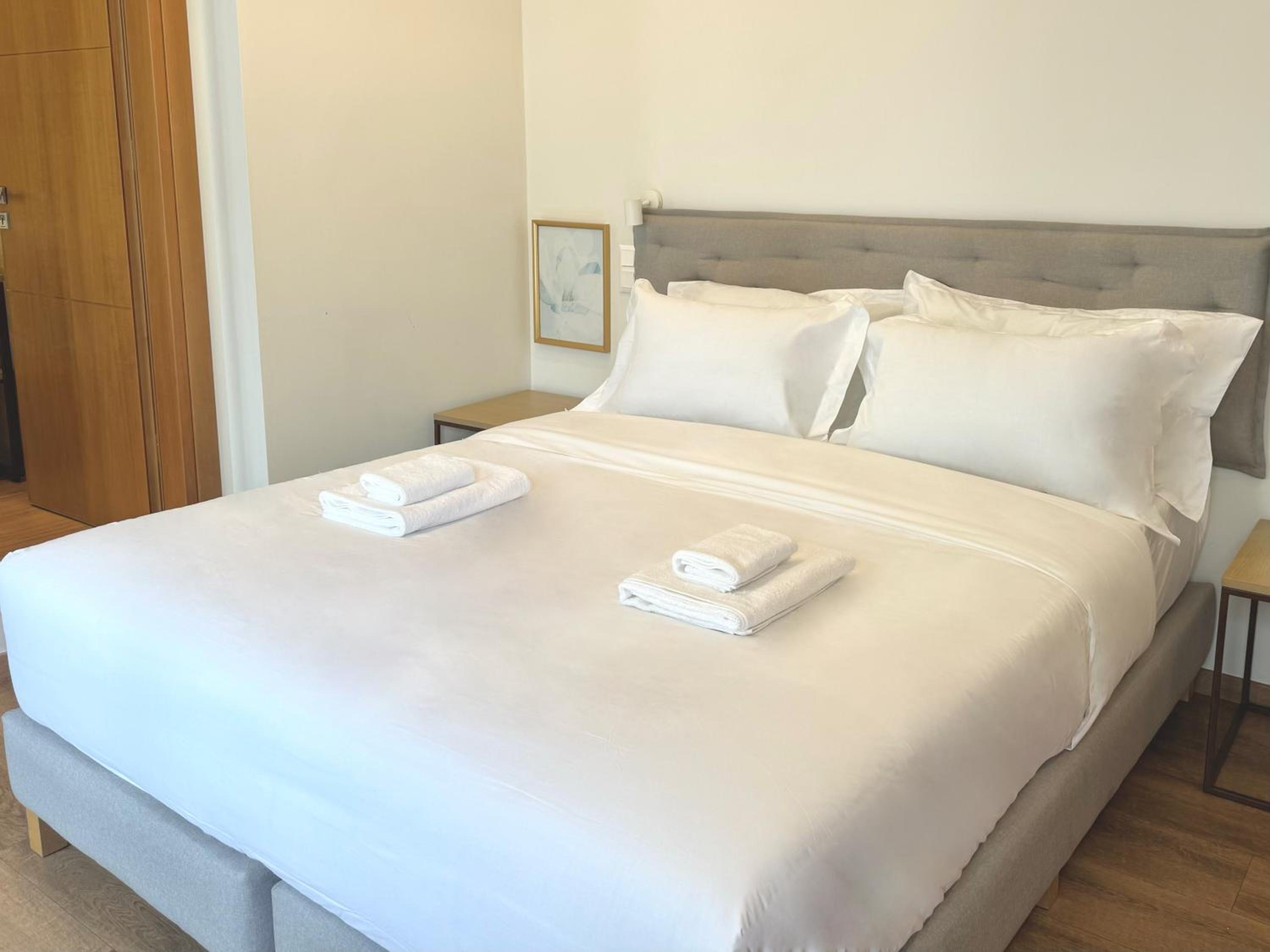 Deluxe Double Or Twin Room photo 2
