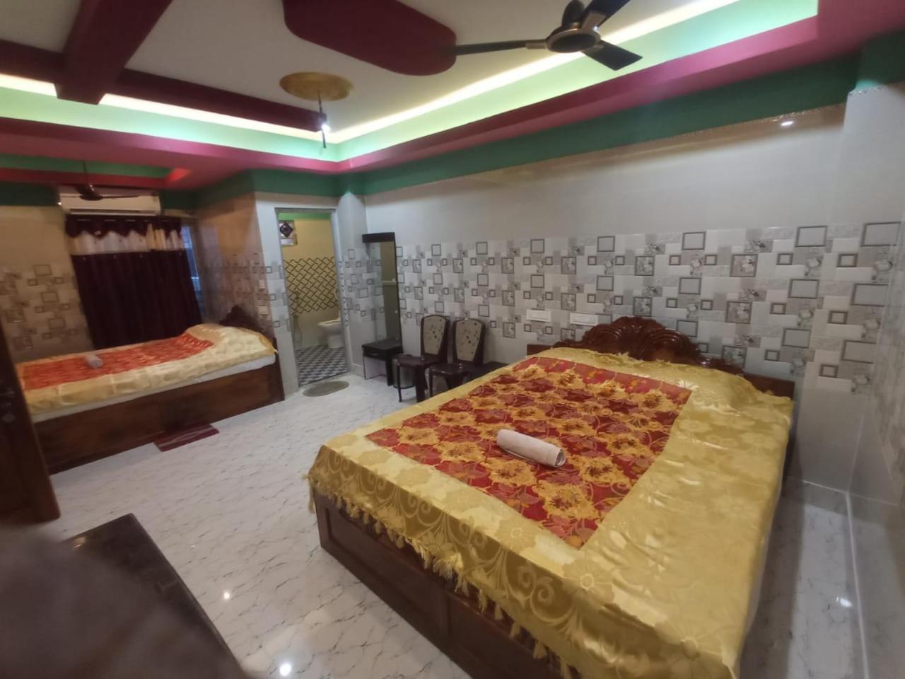 Superior King Suite photo 3