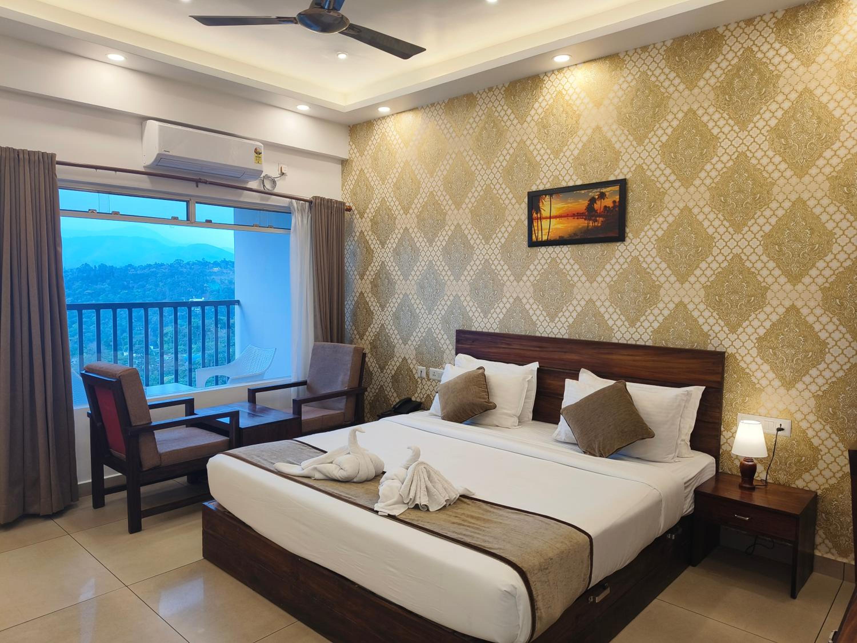 Premium Valley View Room with Balcony - Photo 13