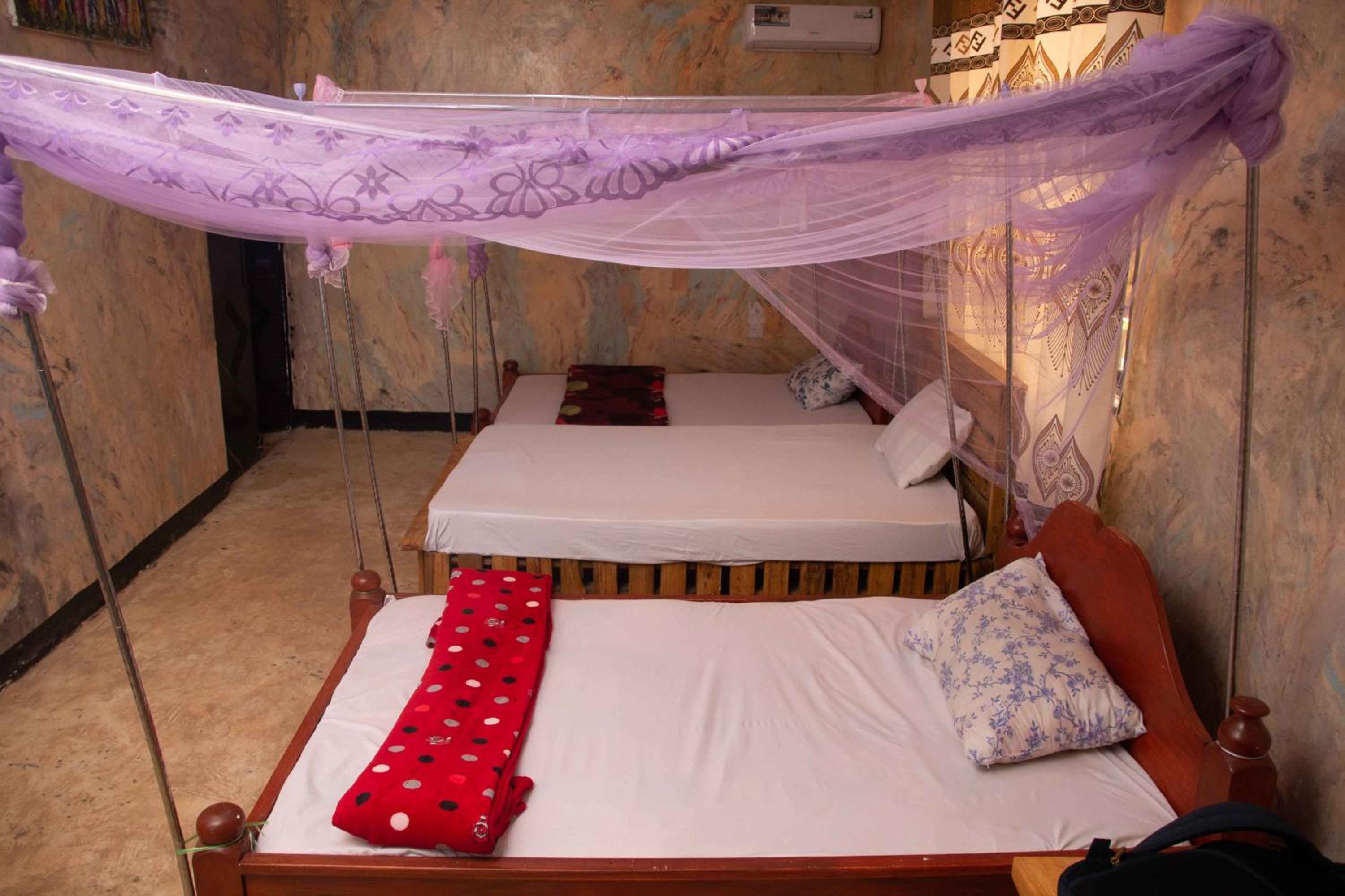 Comfort Triple Room with Shower