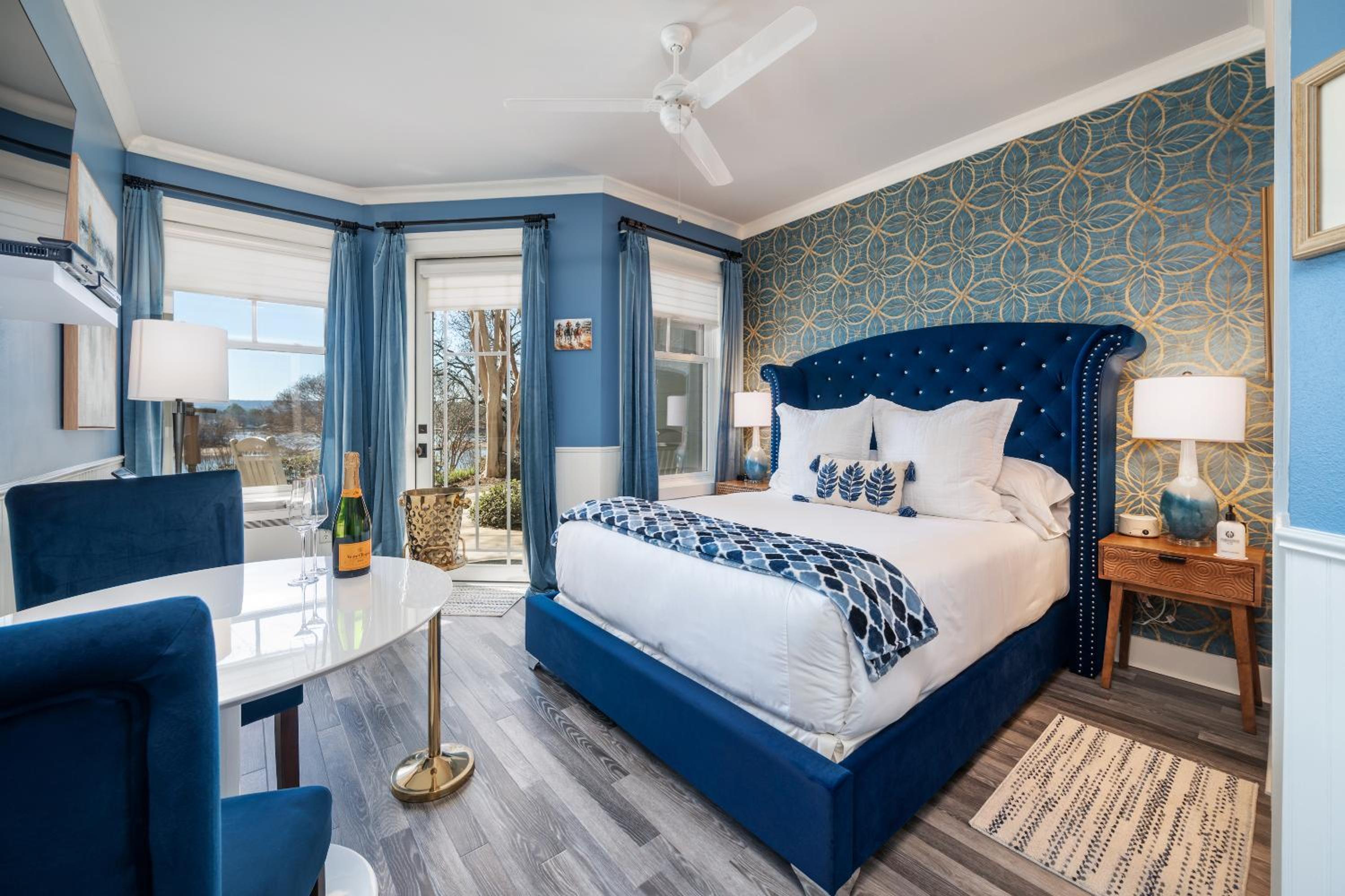 Superior Queen Room