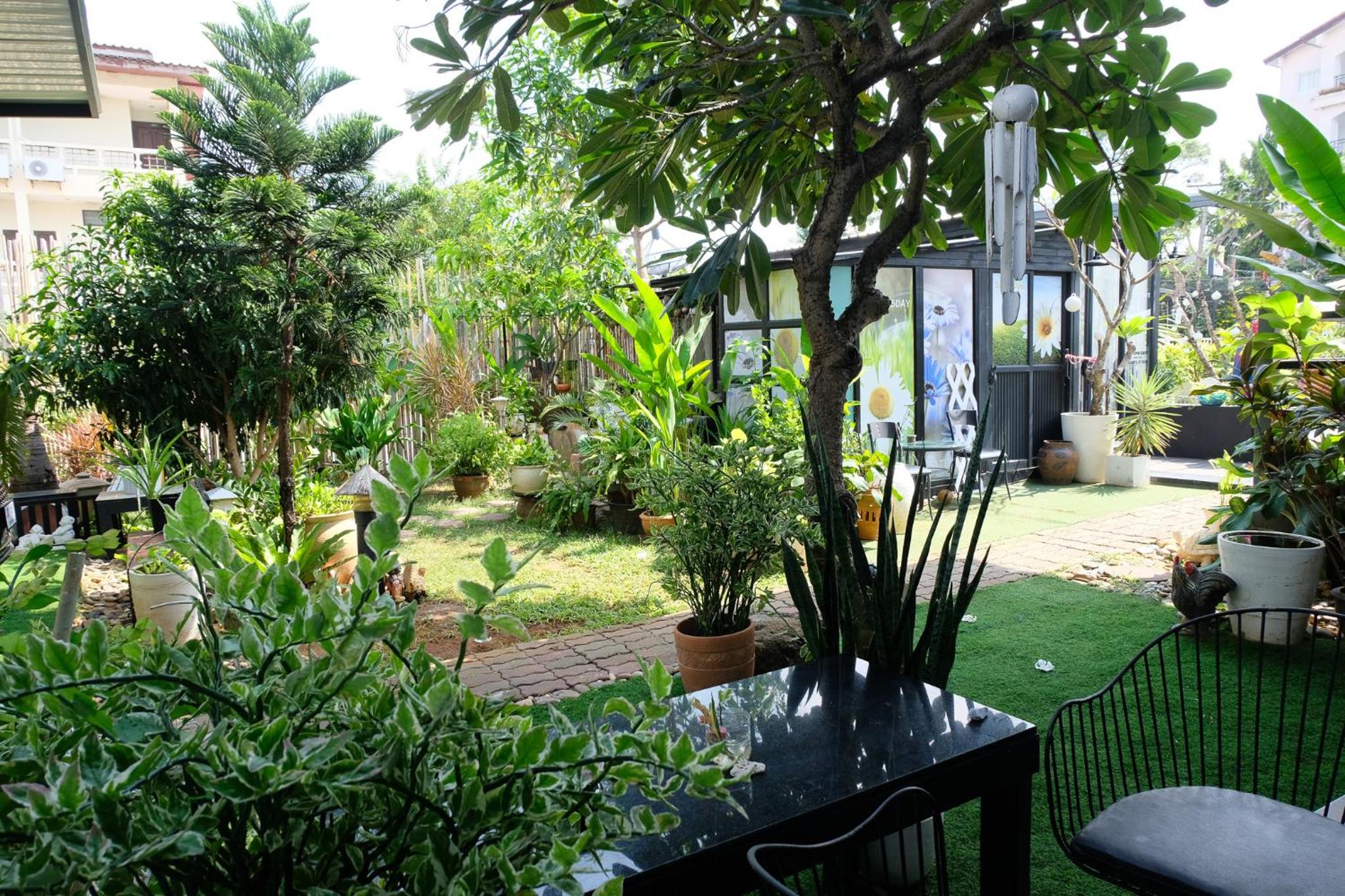 Deluxe King Room with Terrace - Photo 4