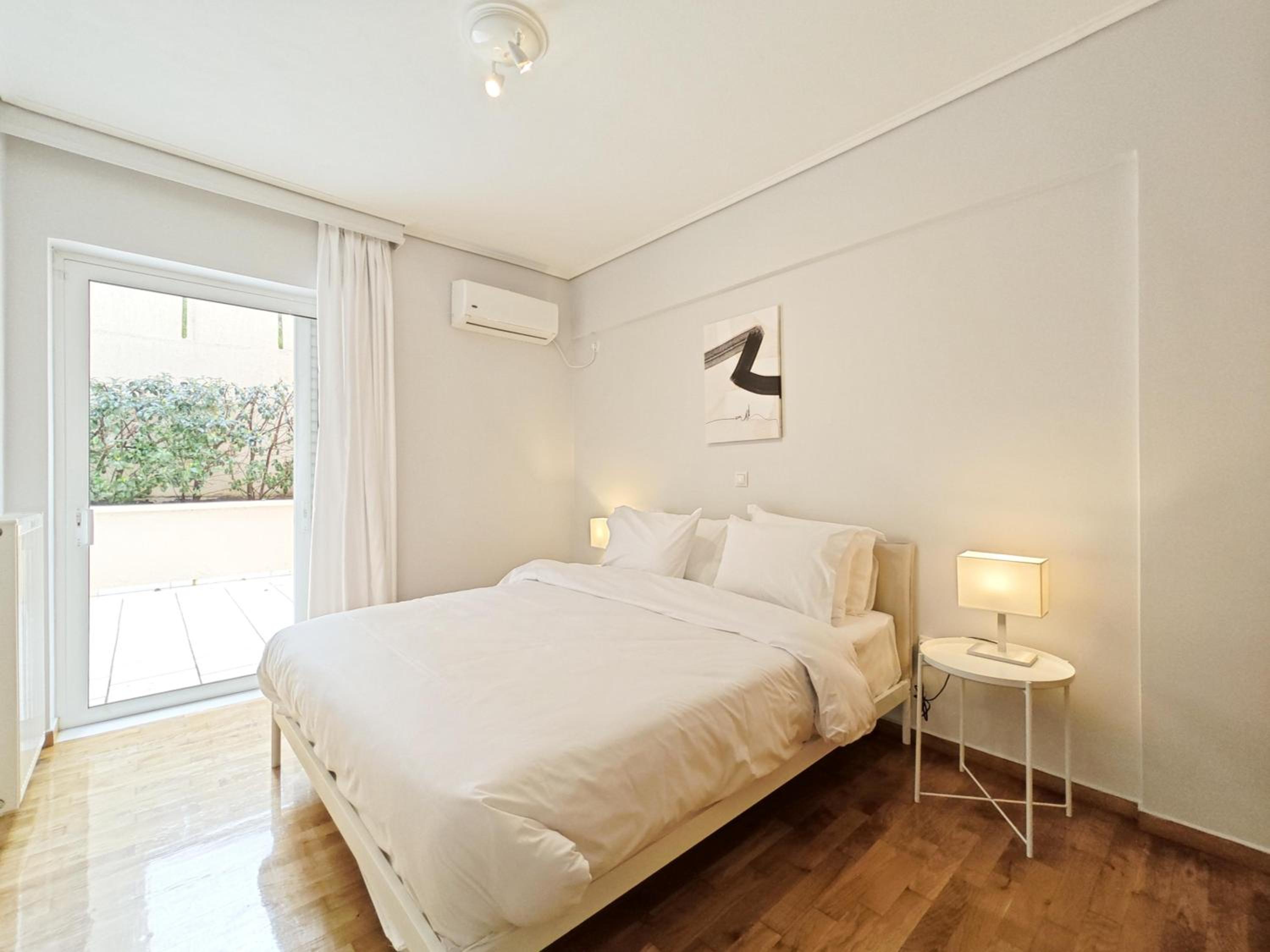 Three-Bedroom Apartment photo 1