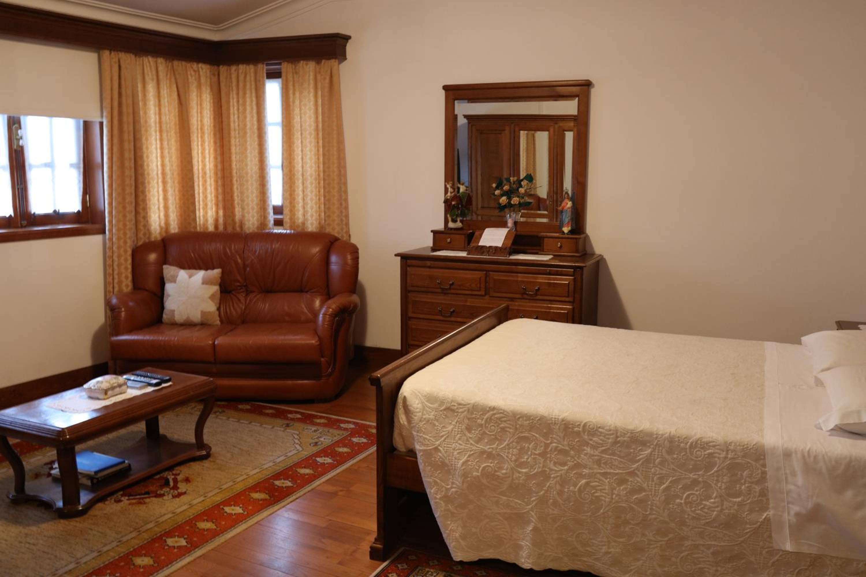 Deluxe Double Room - Photo 1