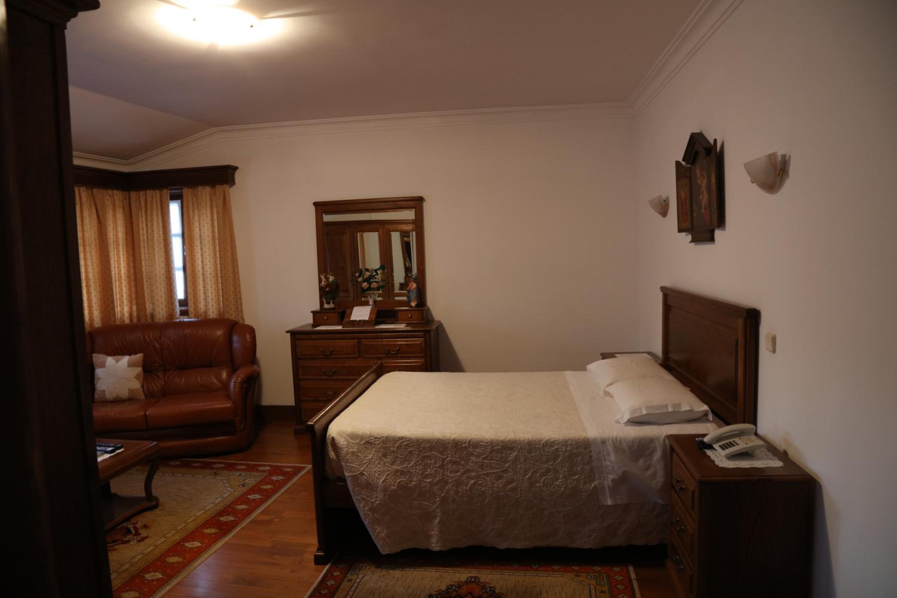 Deluxe Double Room - Photo 3