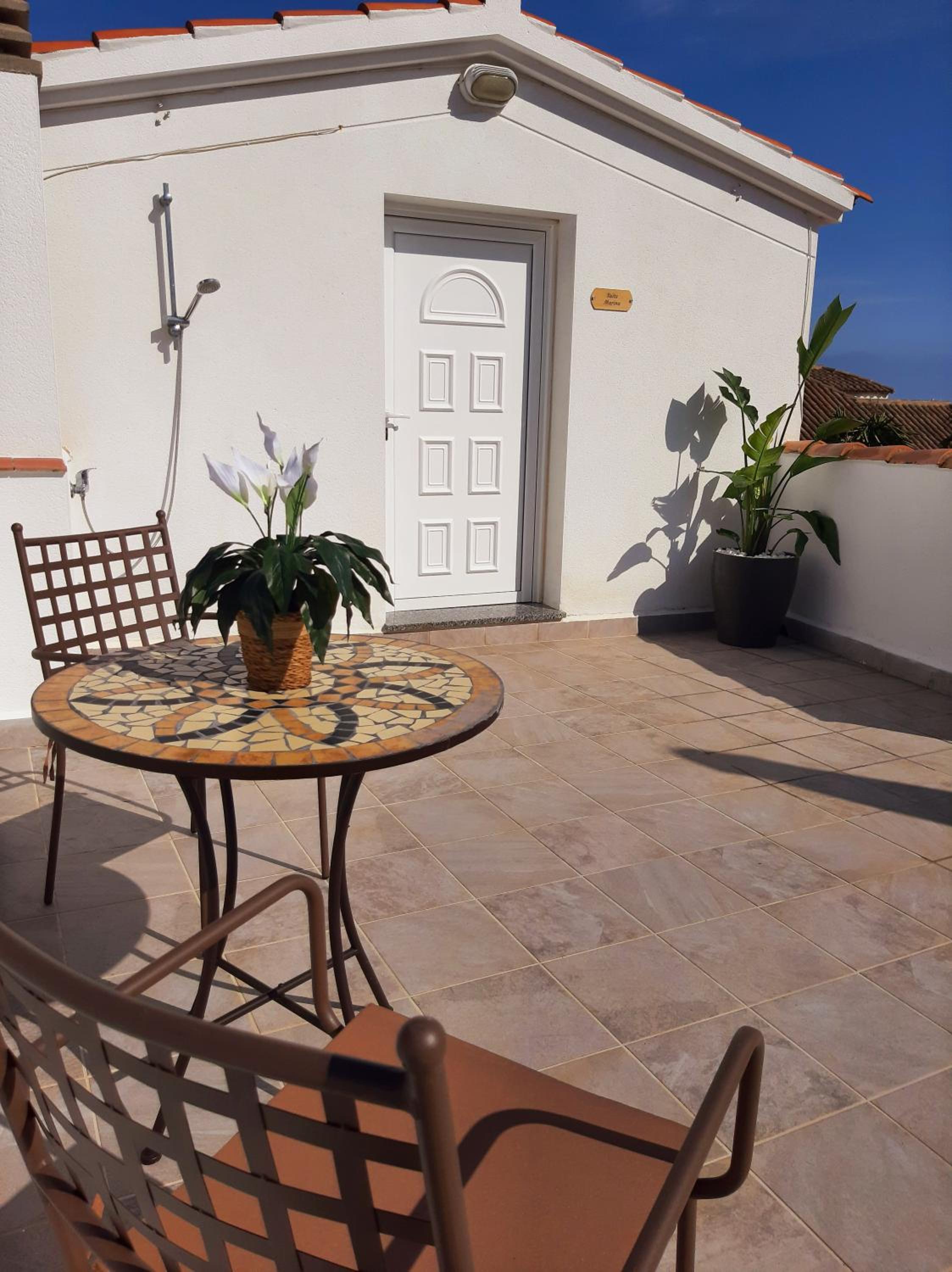 Villa photo 3