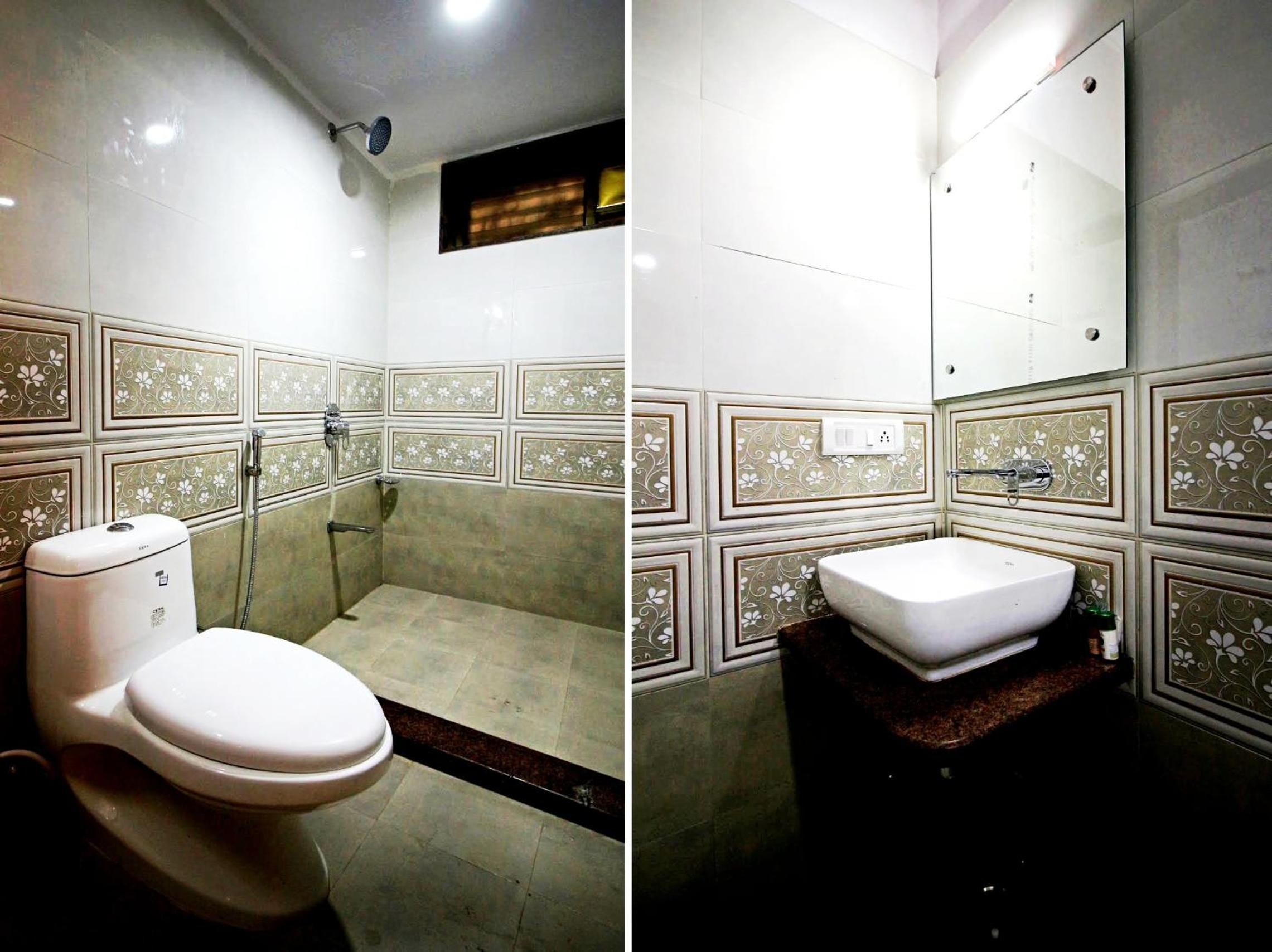Deluxe Double Room with Extra Bed photo 2