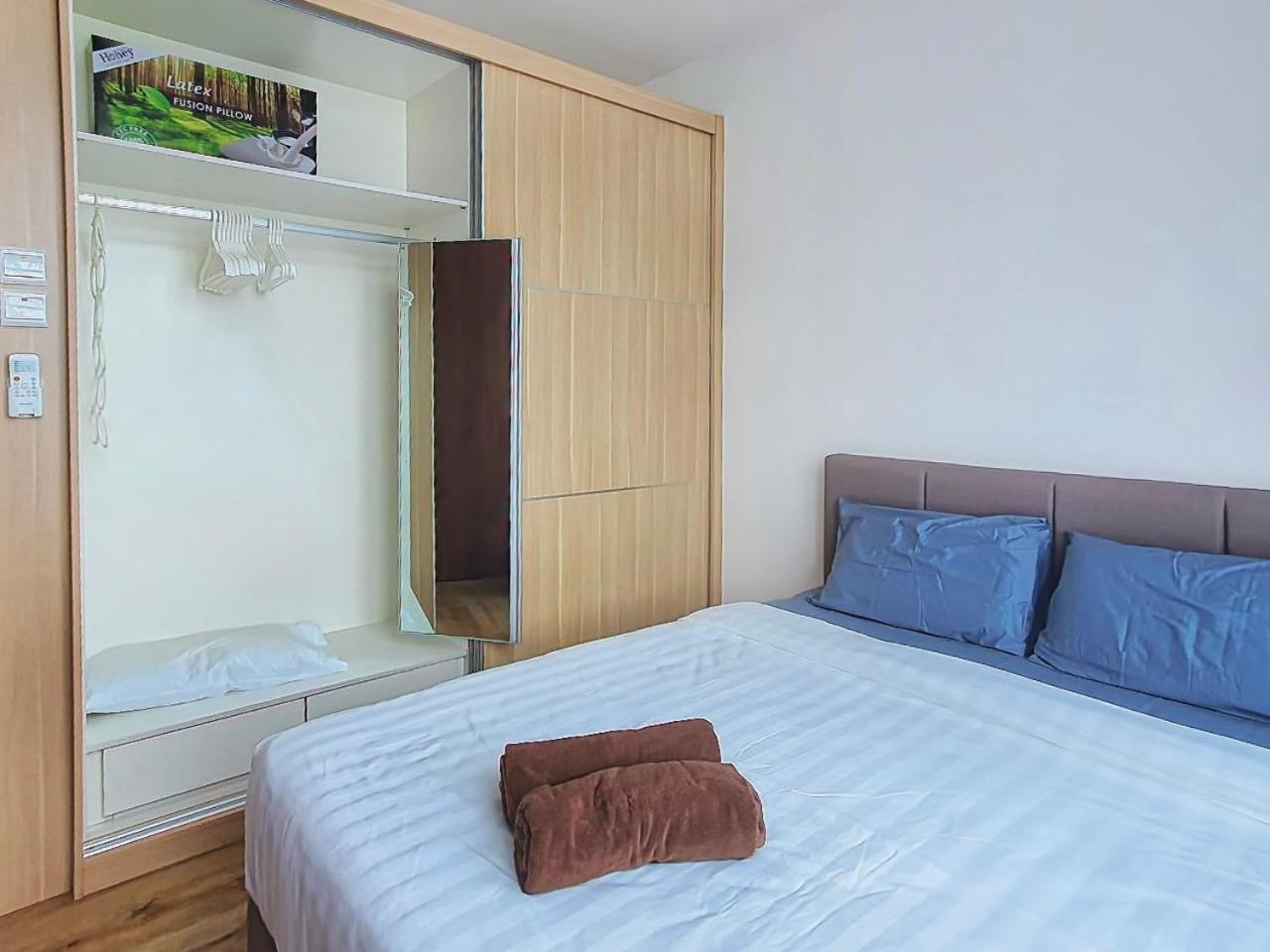 Two-Bedroom Apartment photo 2