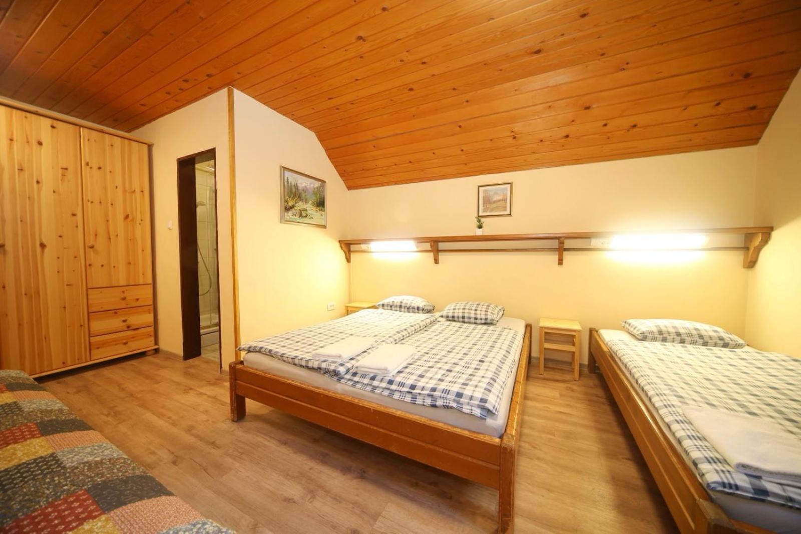 Quadruple Room with Bathroom photo 1