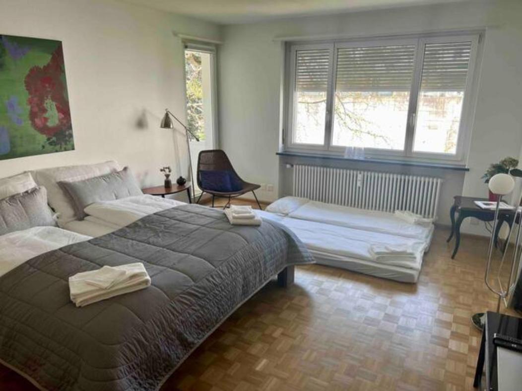 One-Bedroom Apartment photo 1