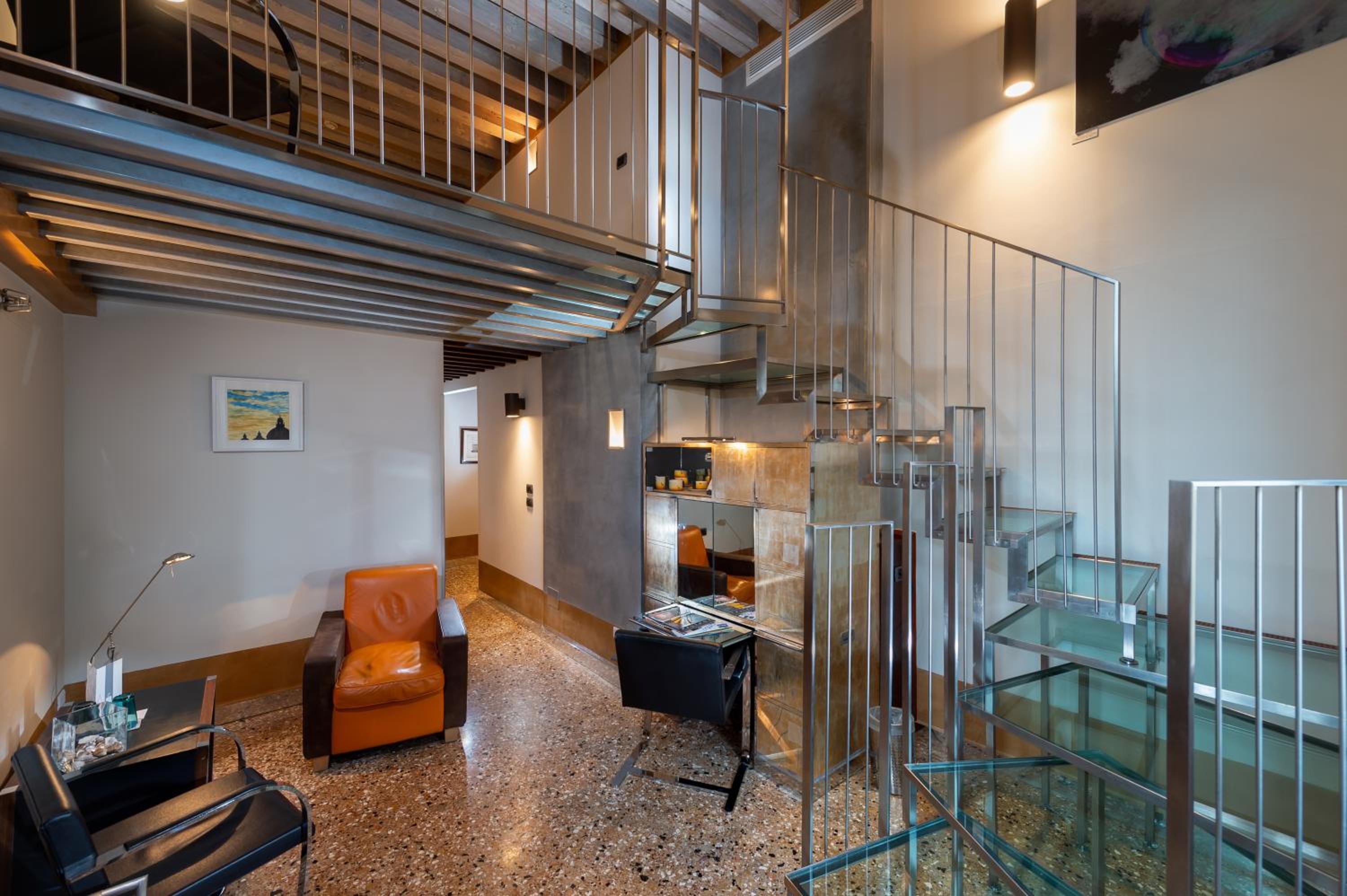 Loft photo 3
