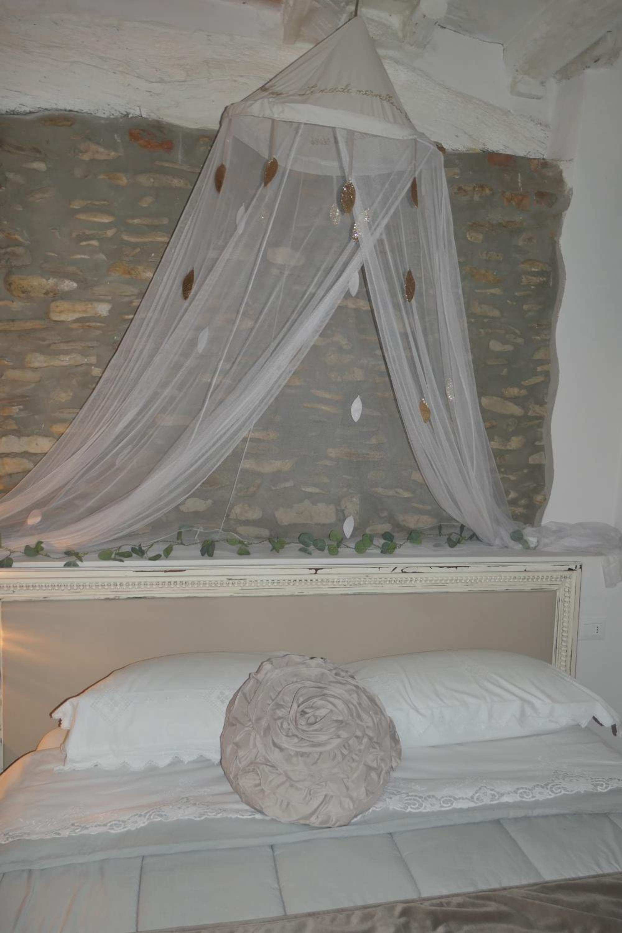 Double Room - Photo 8