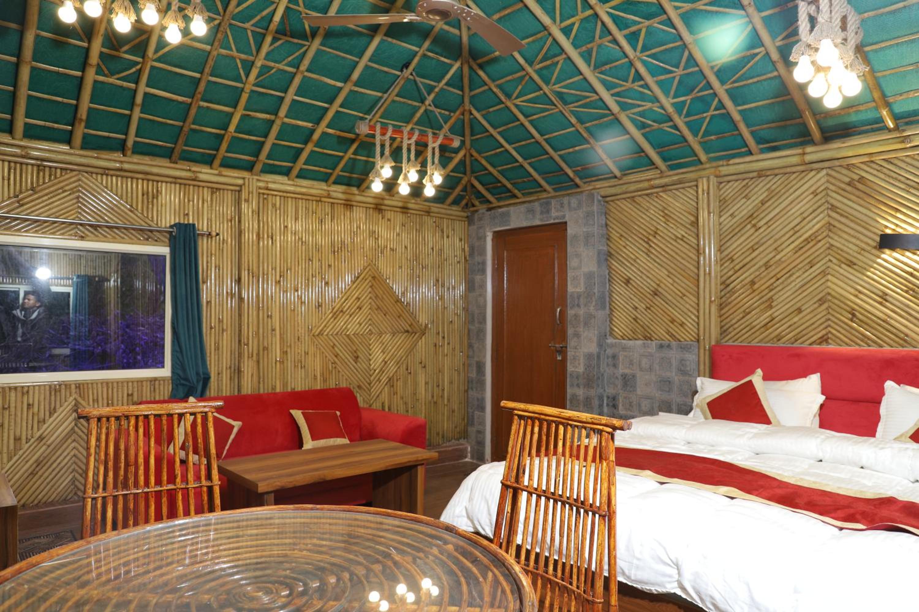 Deluxe Double Room photo 2