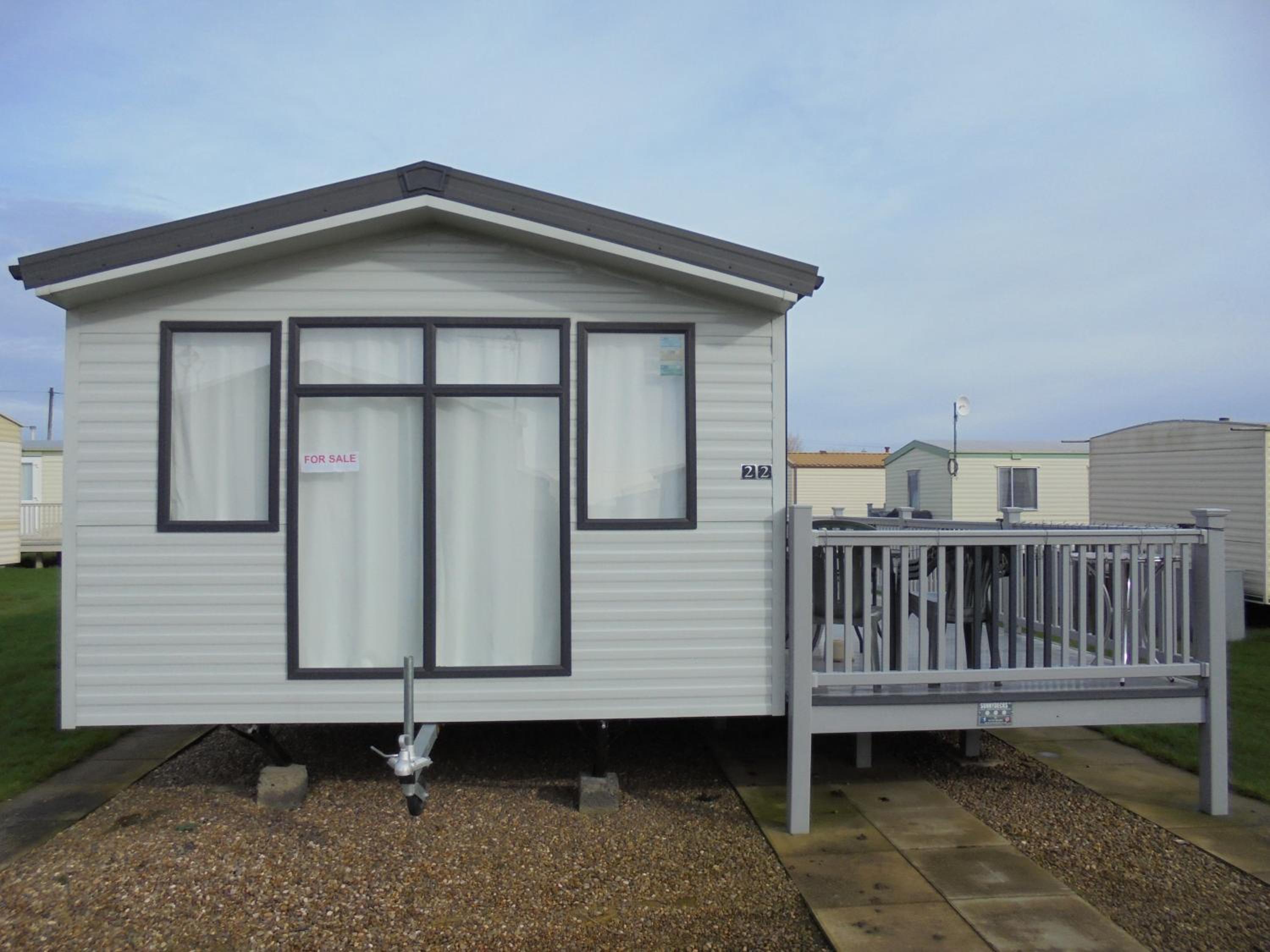 Three-Bedroom House photo 2