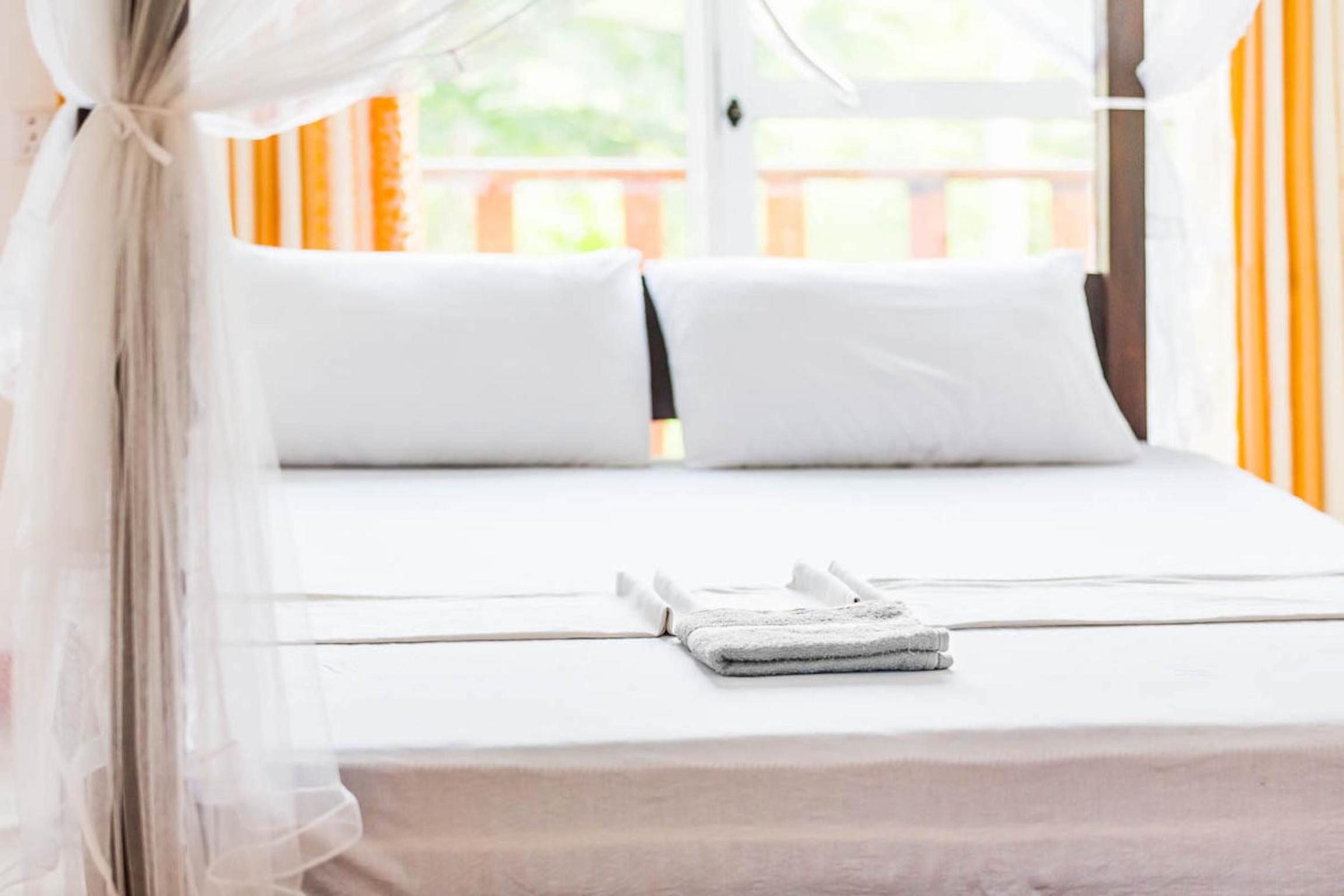 Deluxe Double Room with Balcony photo 1