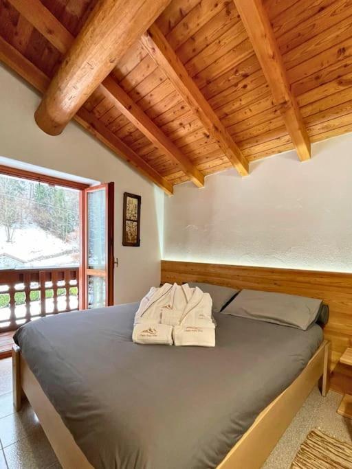Two-Bedroom House photo 3