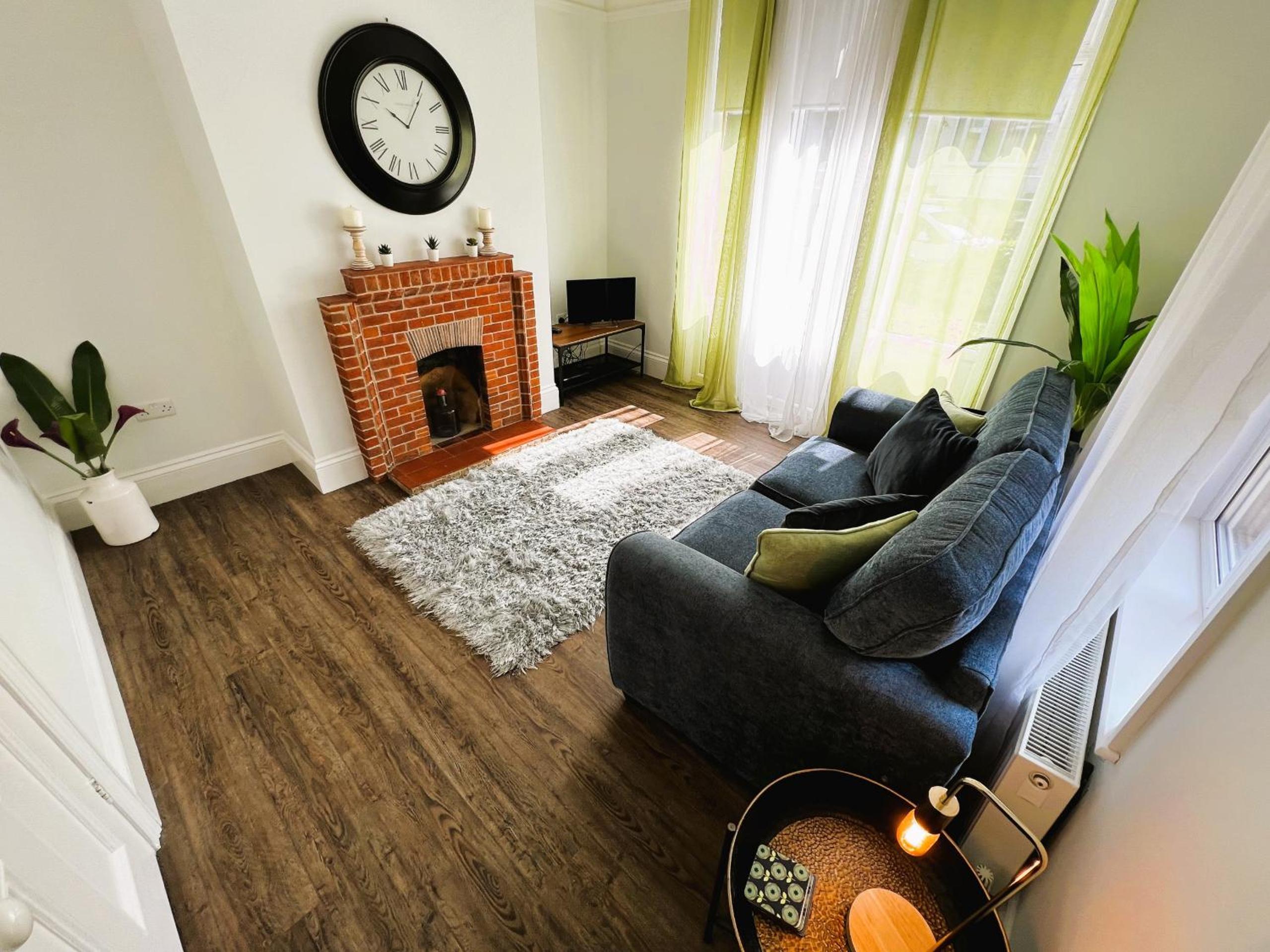 Three-Bedroom Home - Photo 11