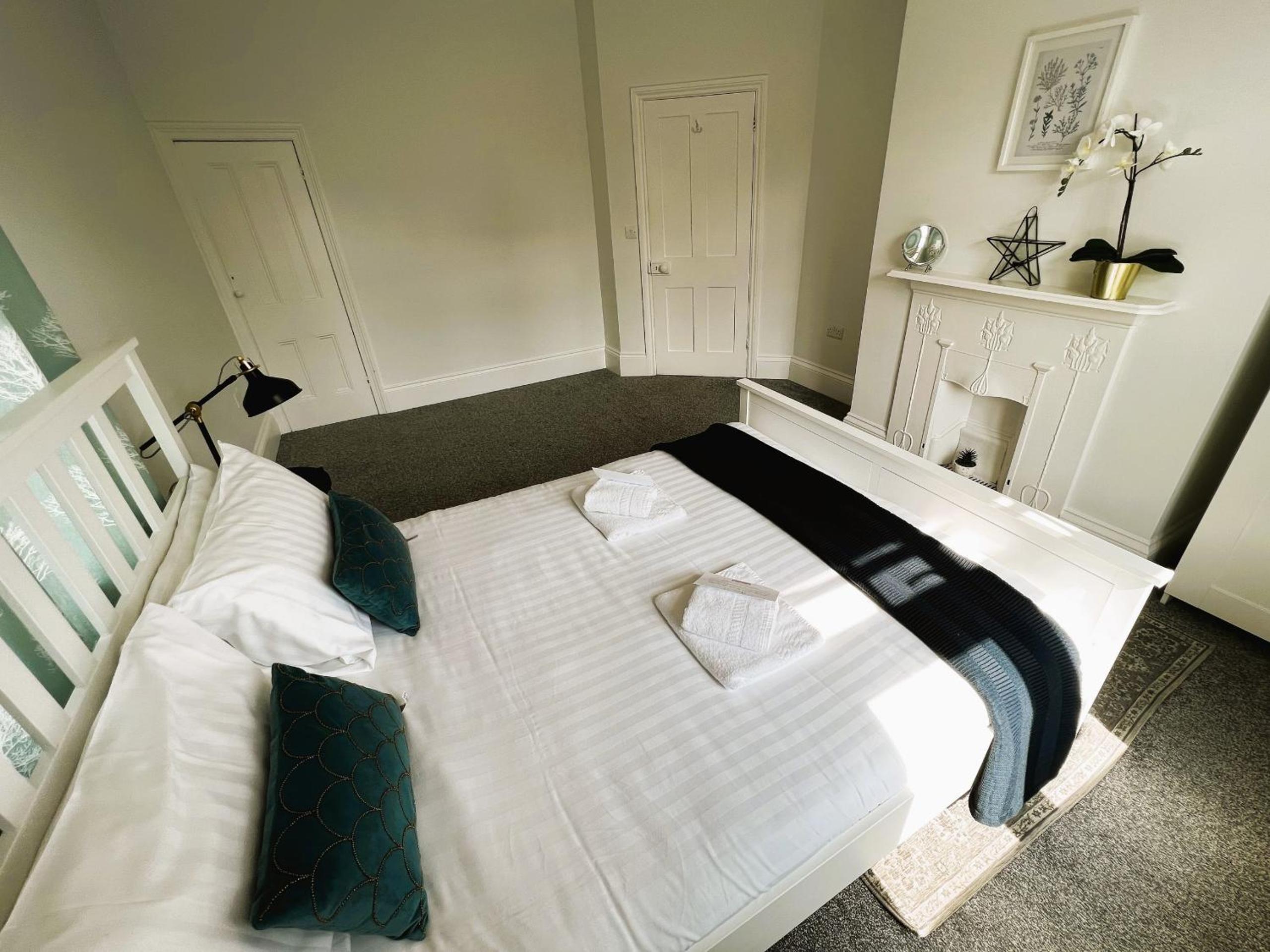 Three-Bedroom Home - Photo 24