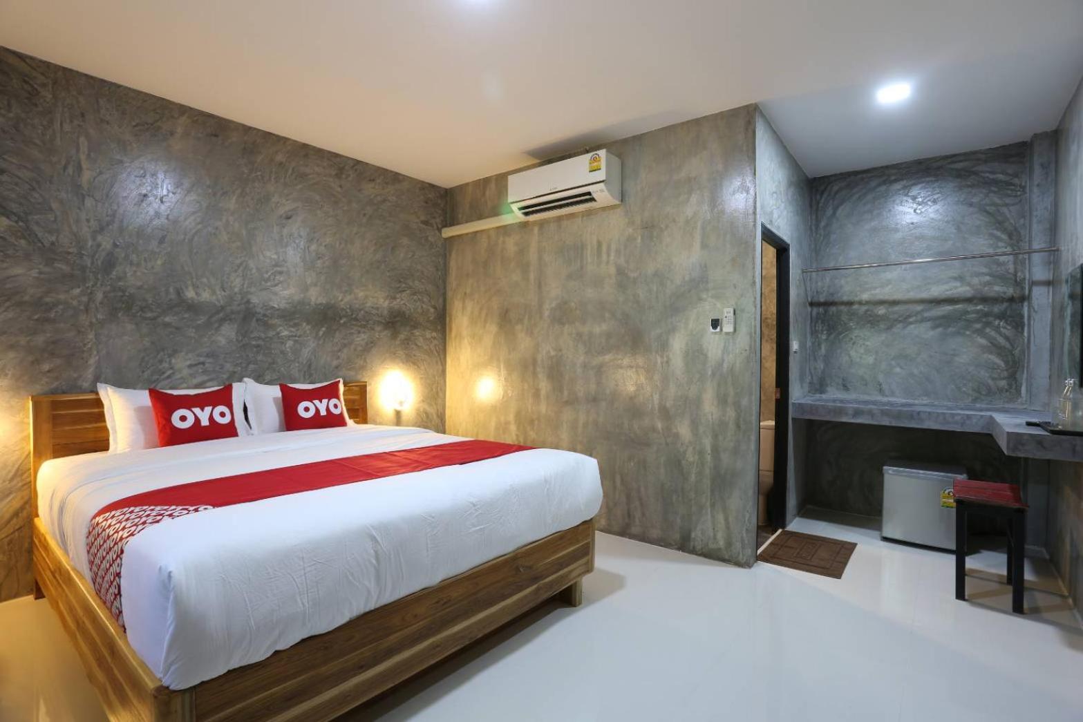 Deluxe Double Room photo 2