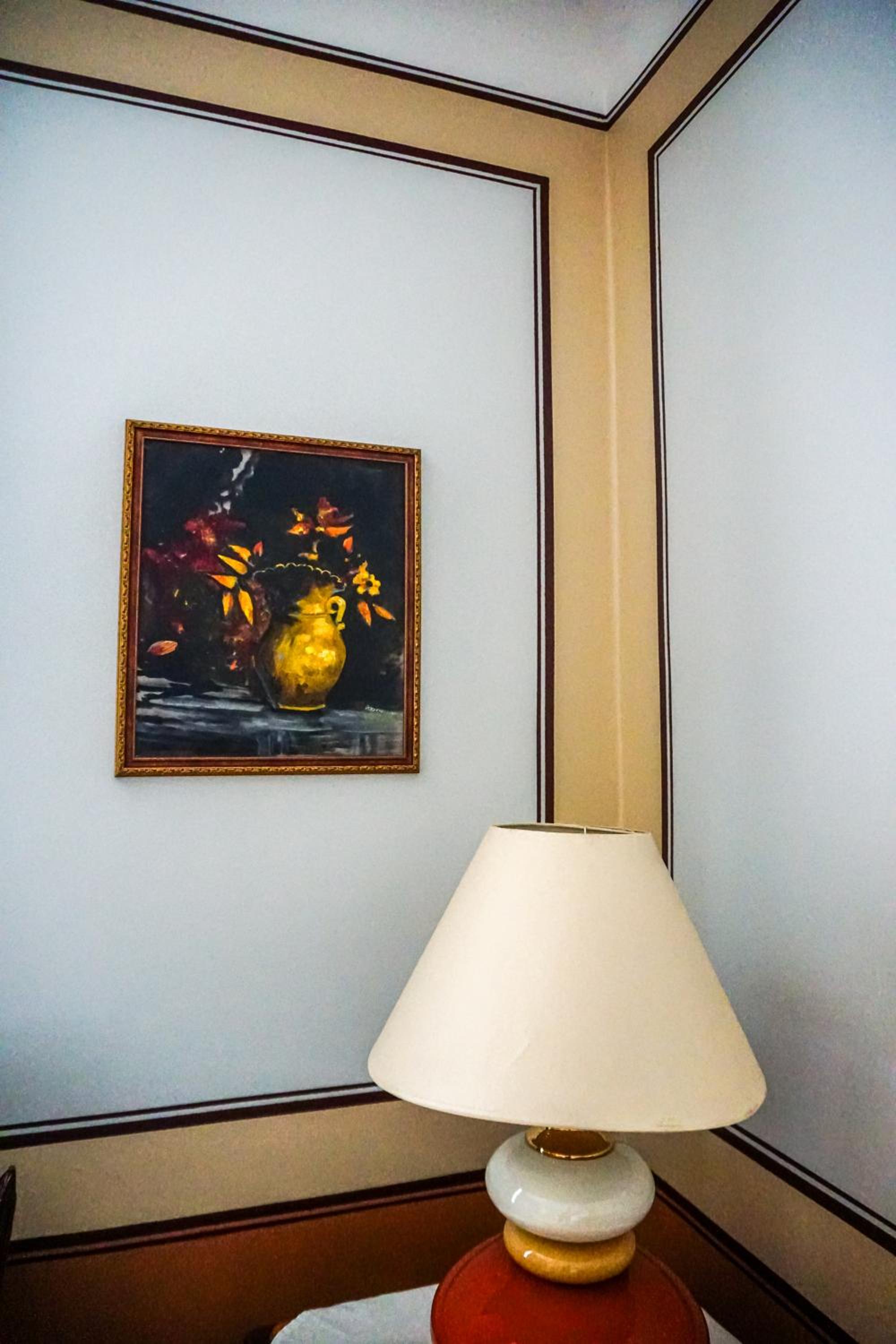 Large Double Room - Photo 4