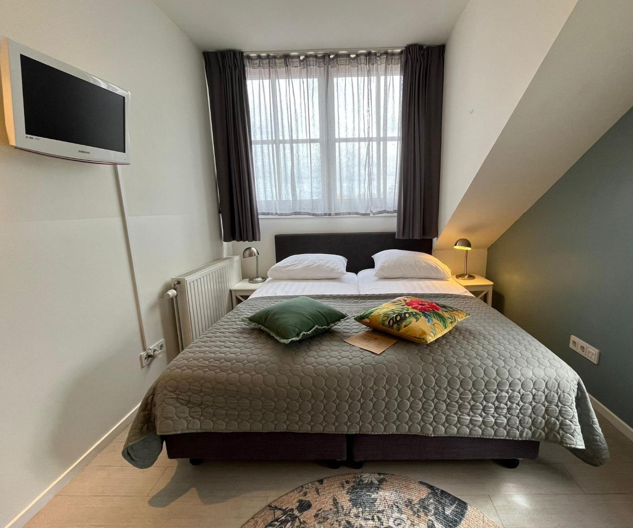 Double Room photo 3