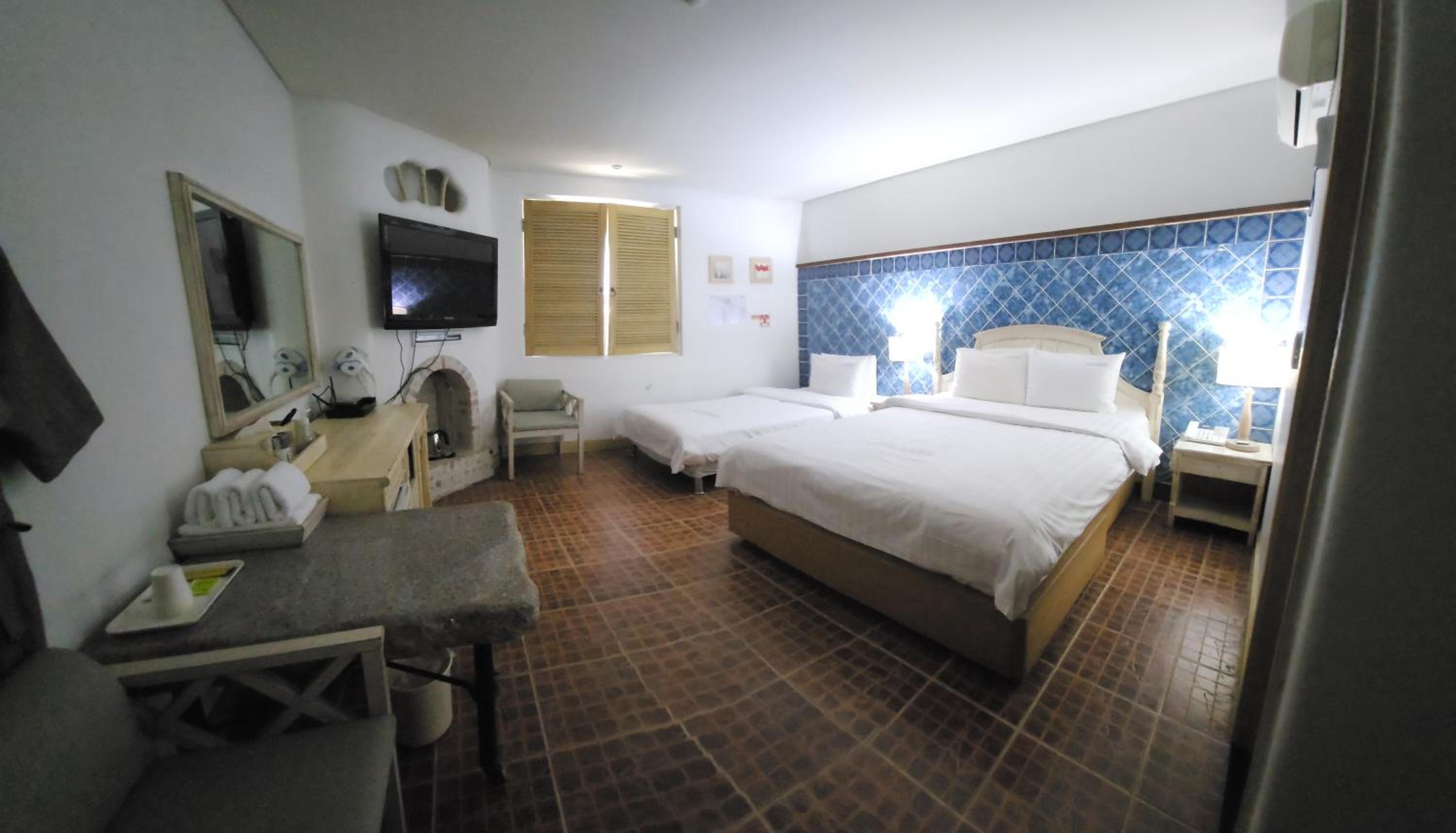 Twin Room - Photo 4