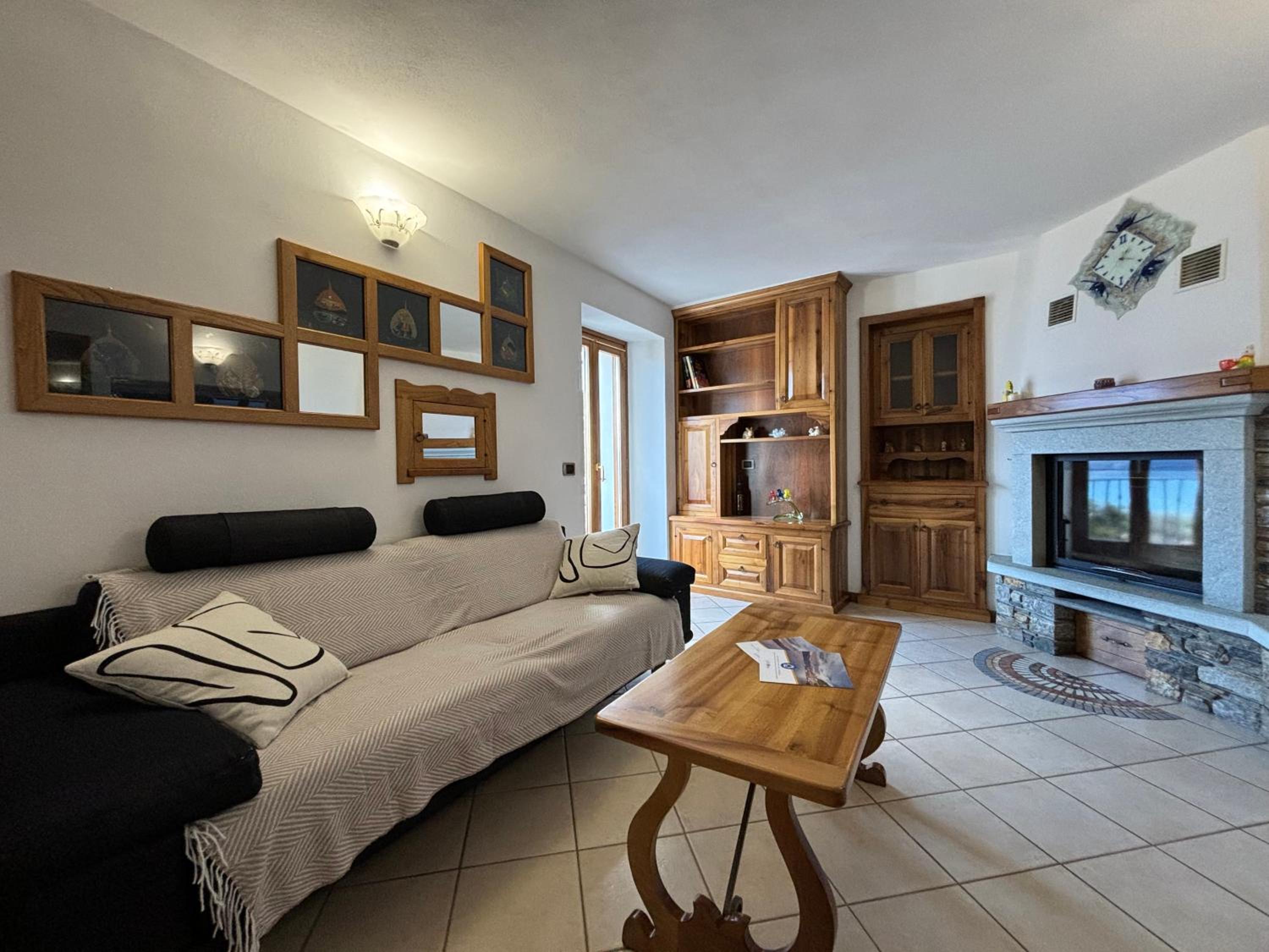 Two-Bedroom House photo 2