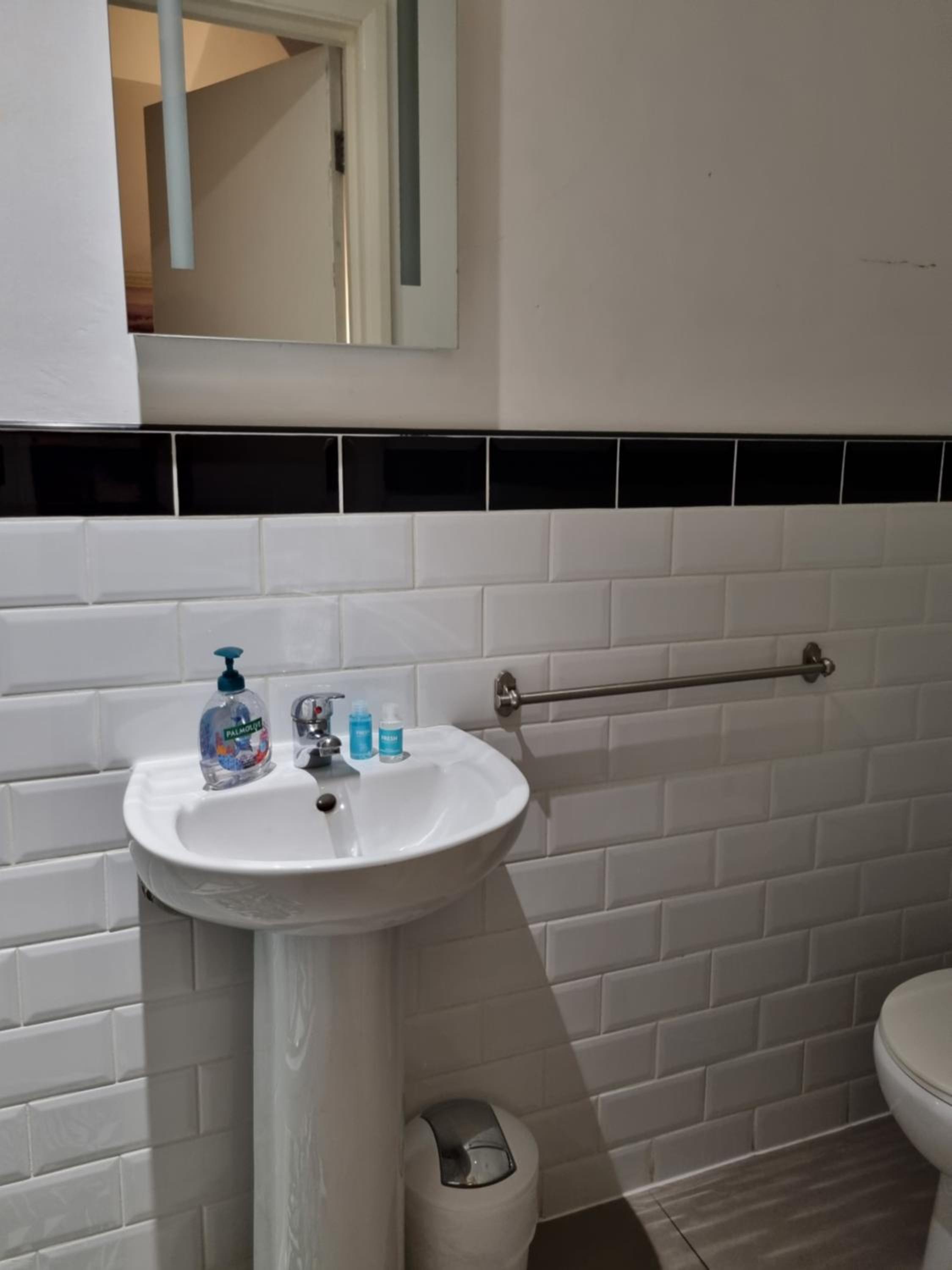 Standard Single Room photo 3