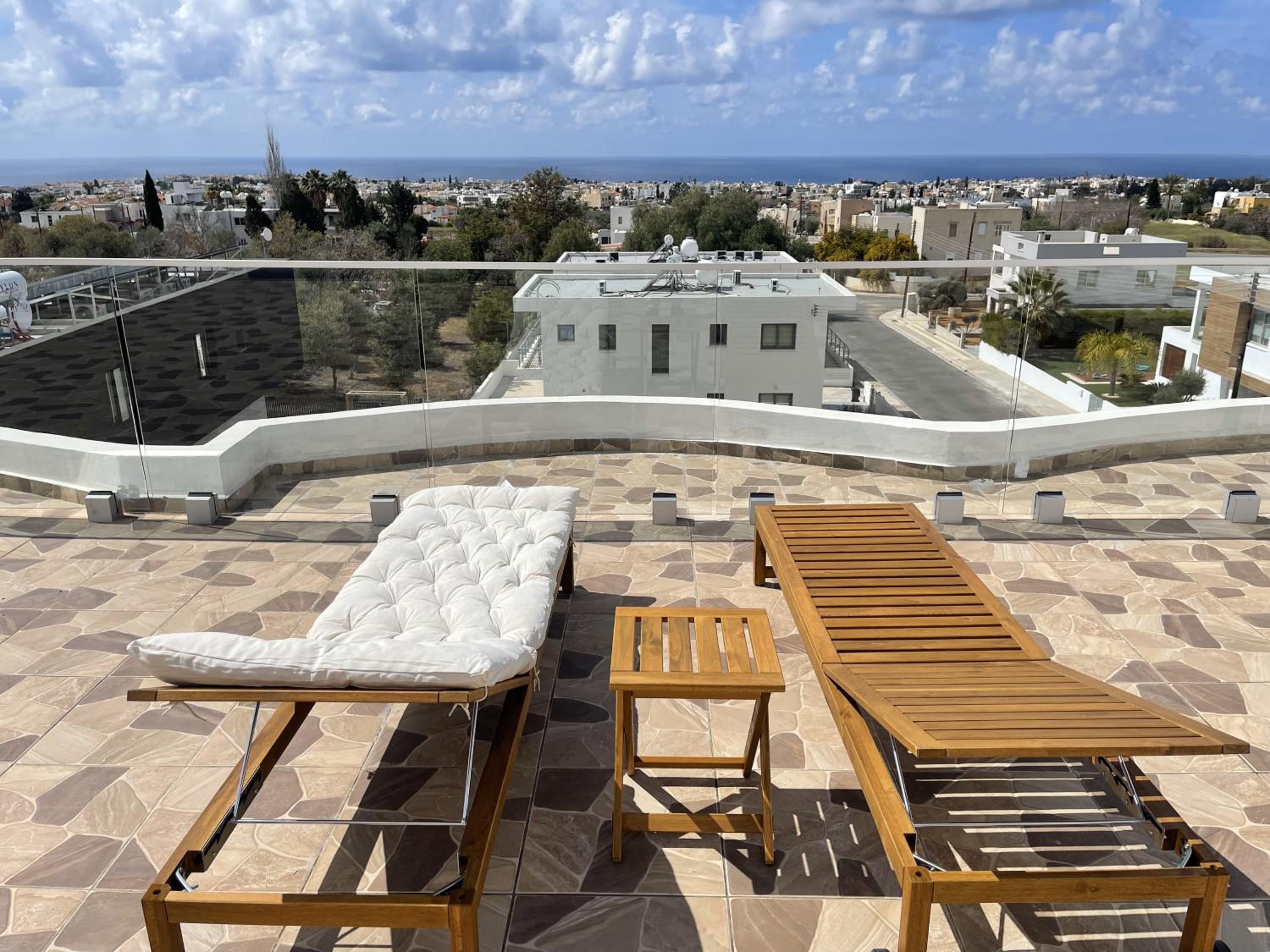 Apartment with Sea View