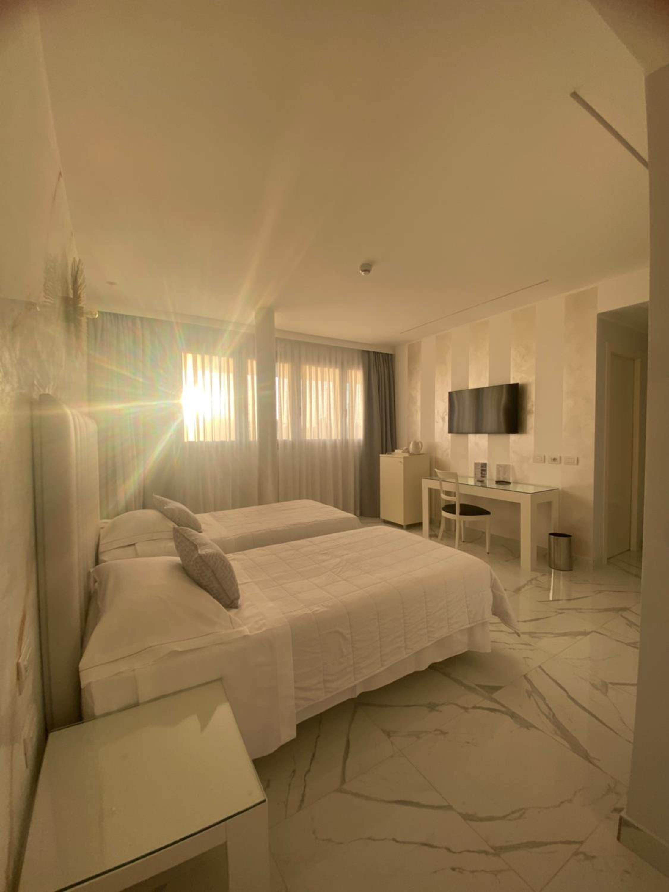Deluxe Twin Room photo 1