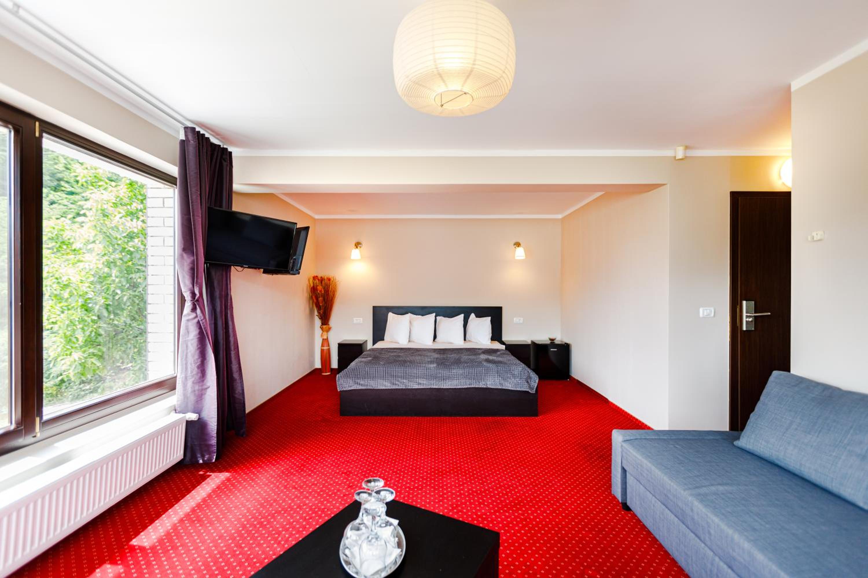 Deluxe Suite with Sea View