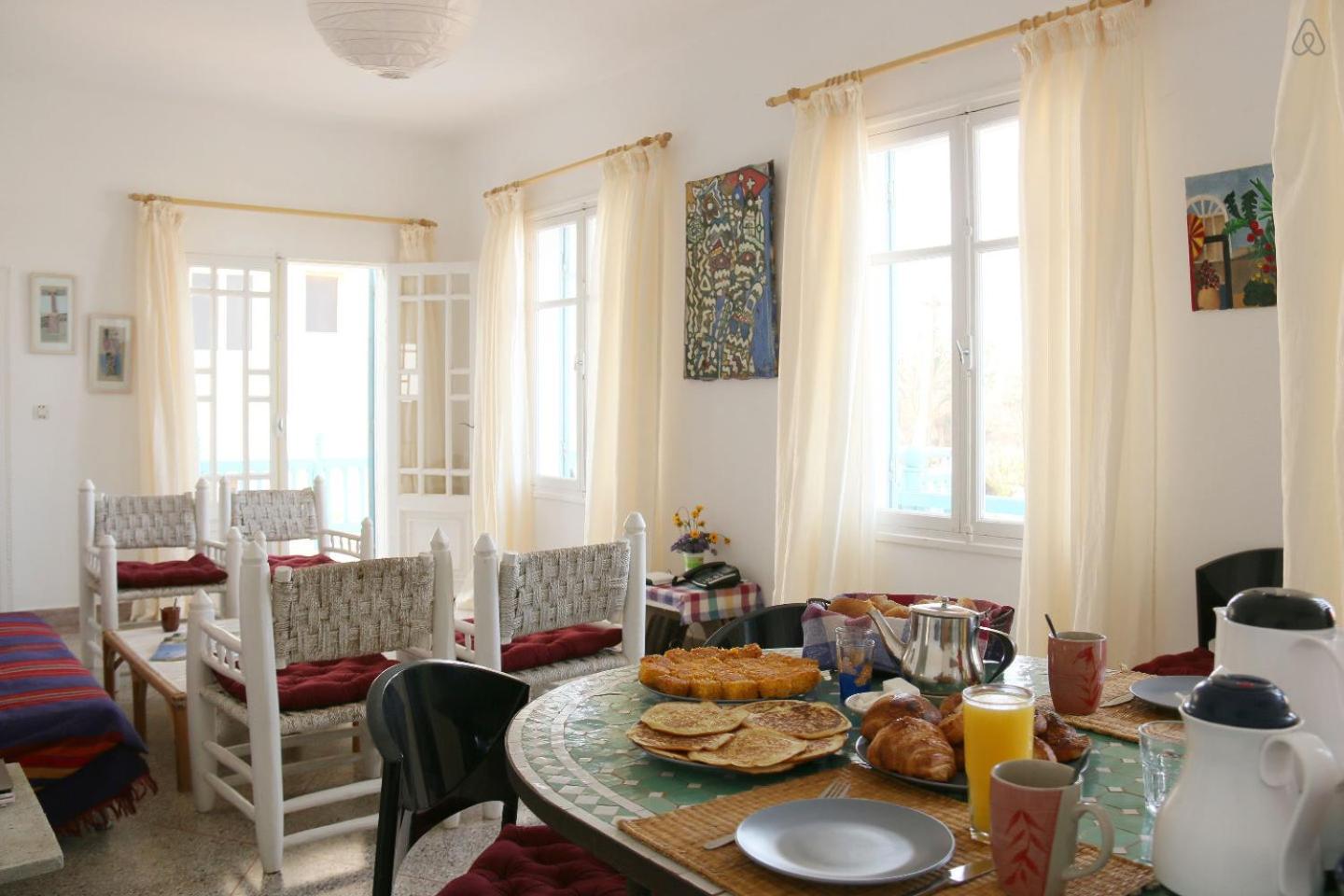 Villa photo 2