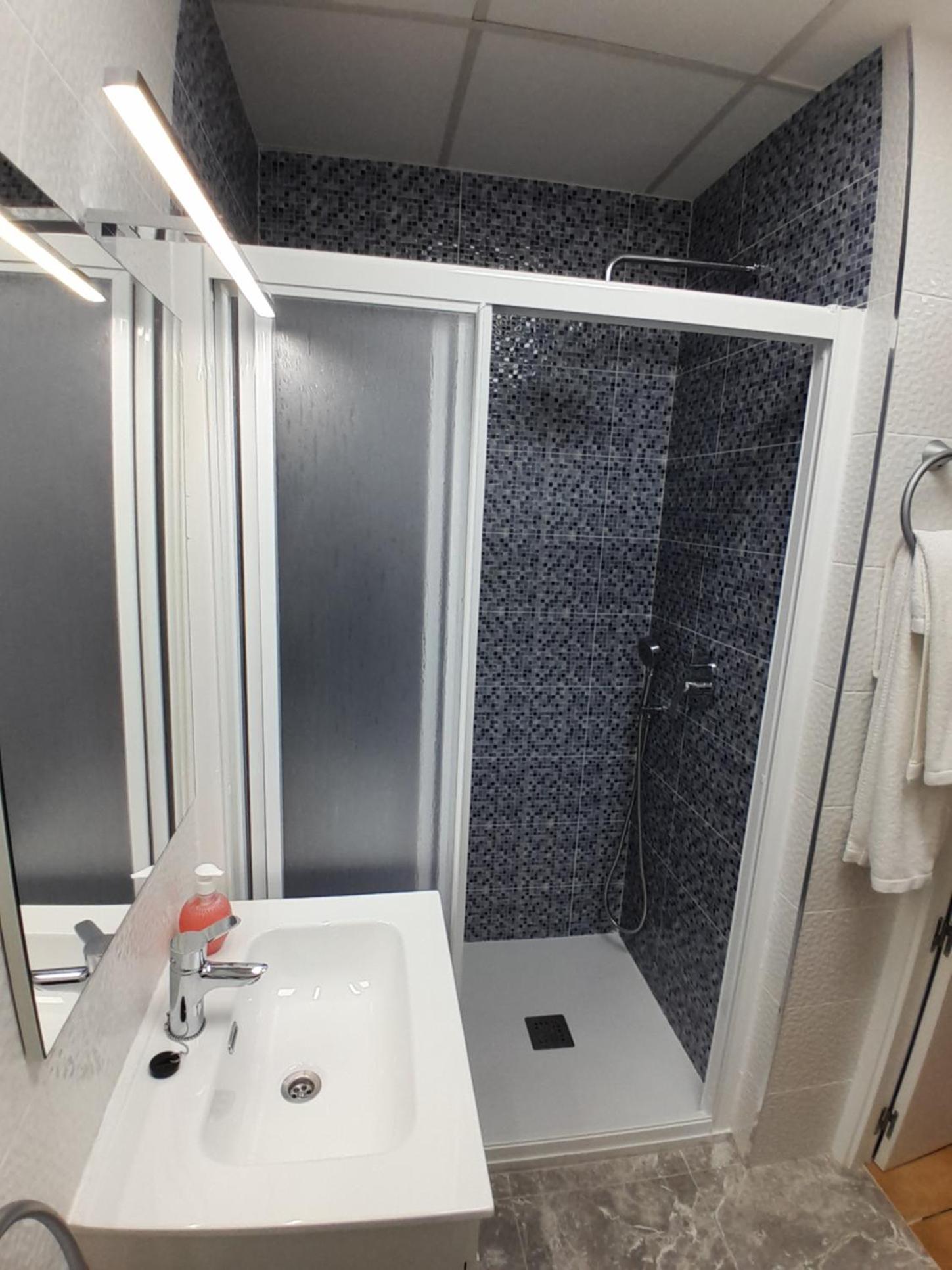 Double or Twin Room - Photo 16