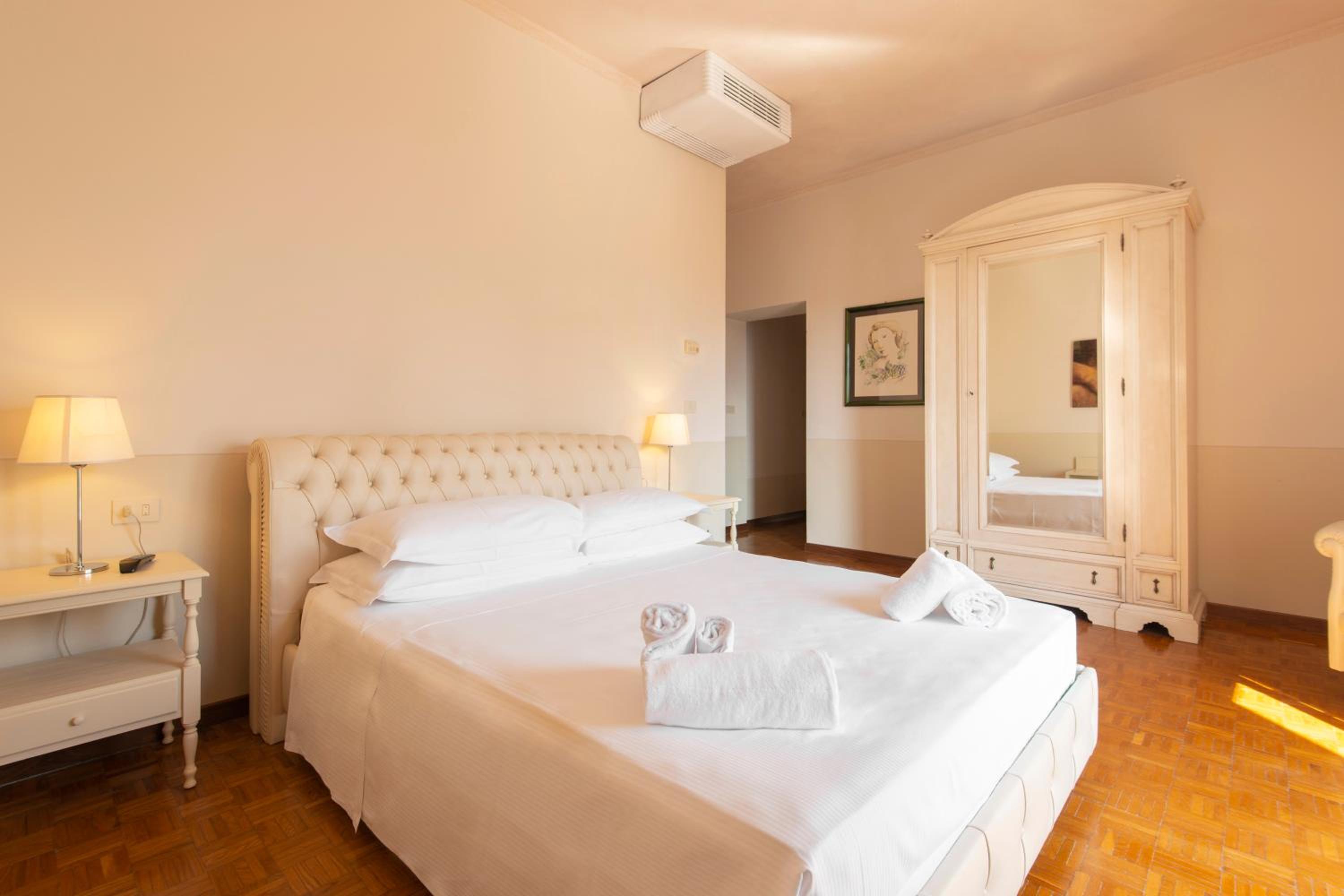 Suite photo 1