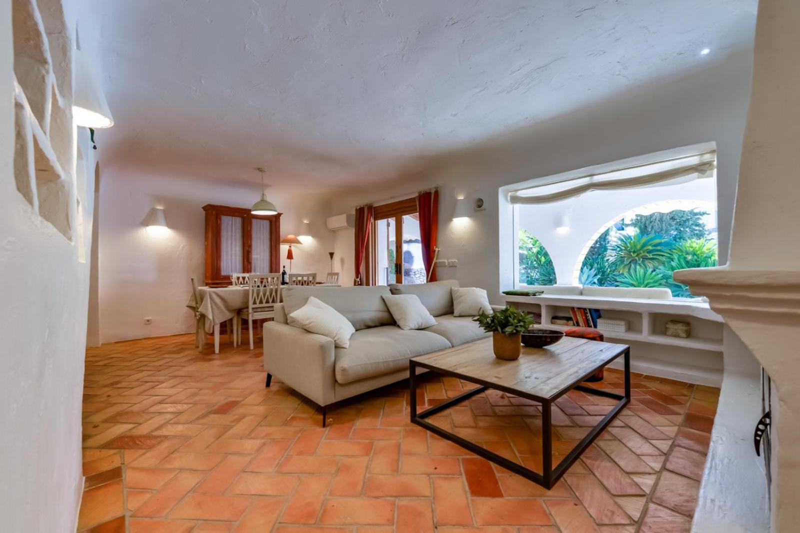 Villa de Tres Habitaciones