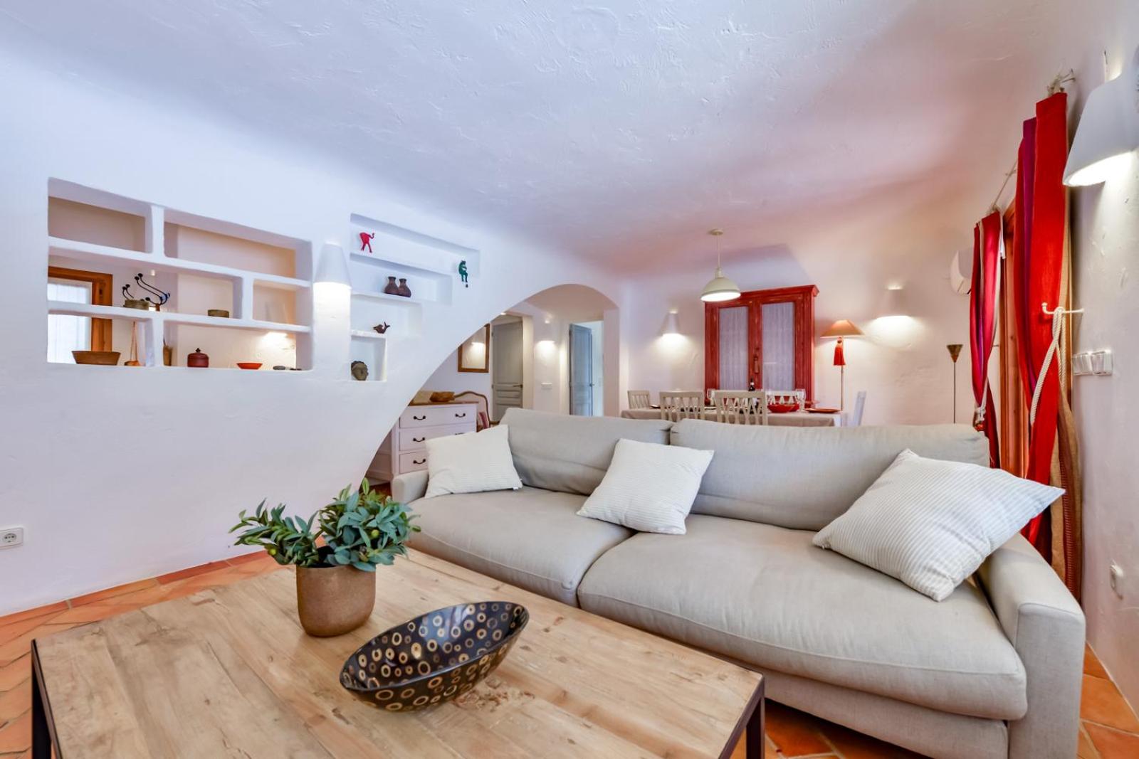 Three-Bedroom Villa photo 3