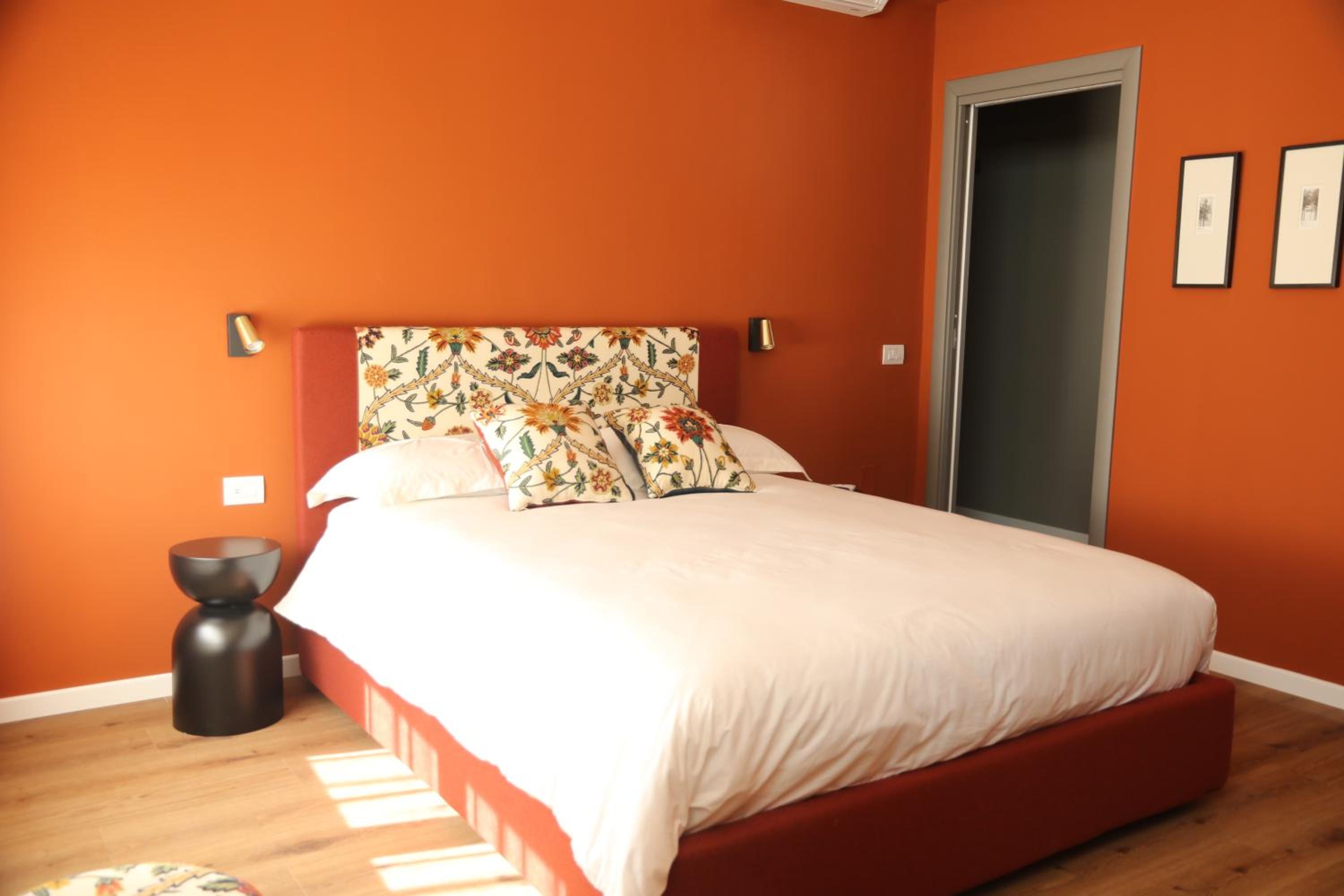 Three-Bedroom Apartment - Photo 18