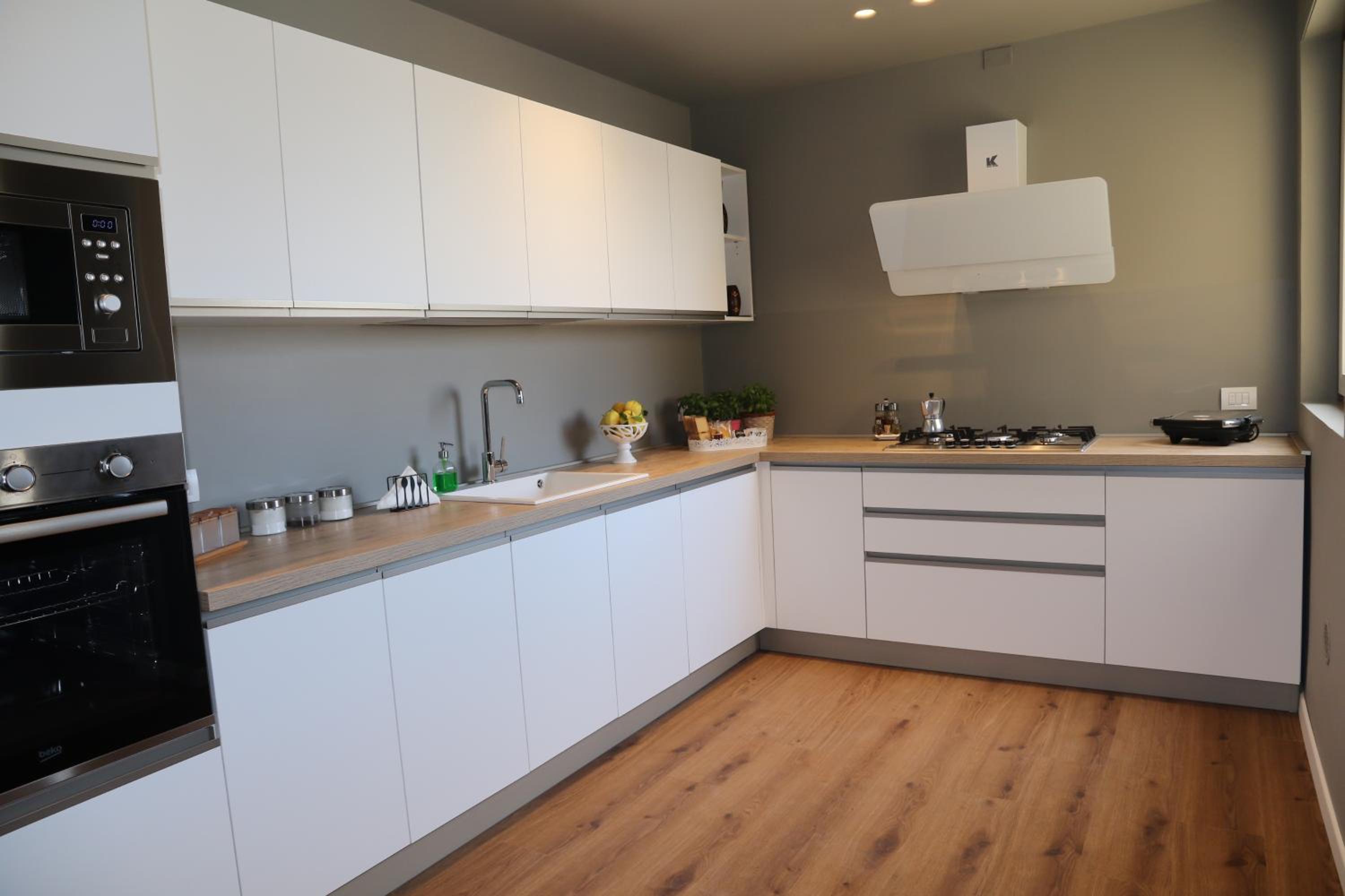 Three-Bedroom Apartment - Photo 12